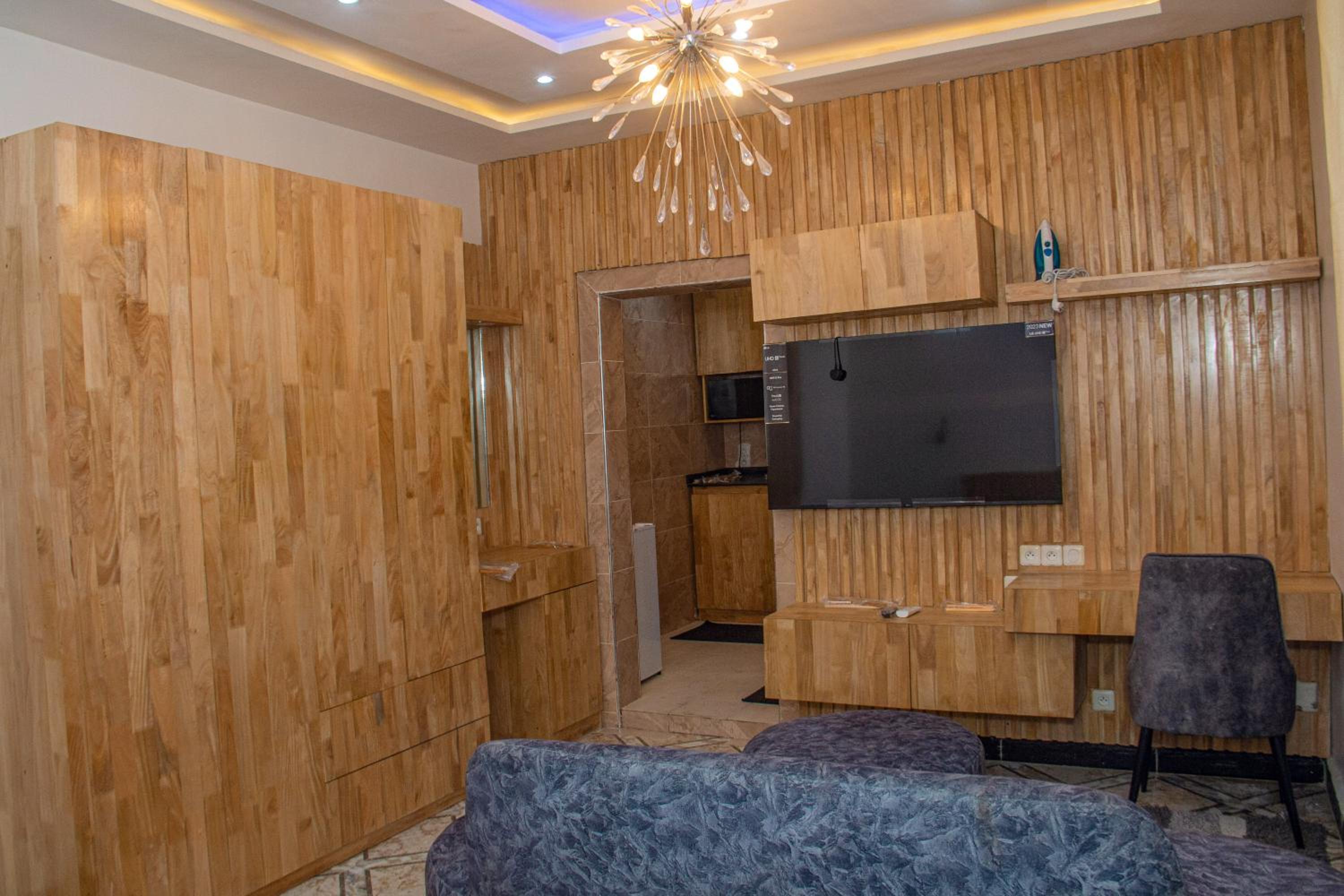RAWADE Guest house