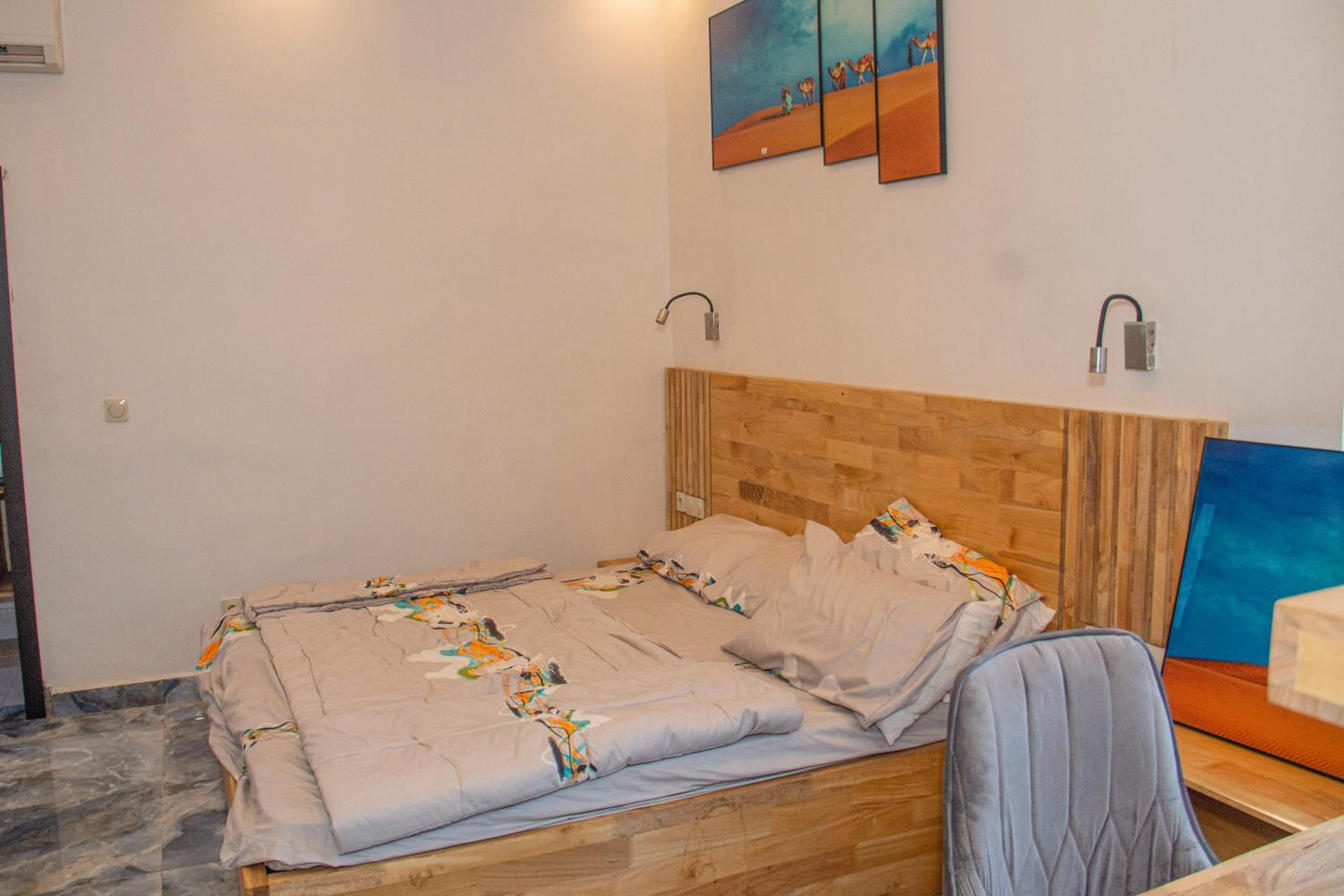 RAWADE Guest house
