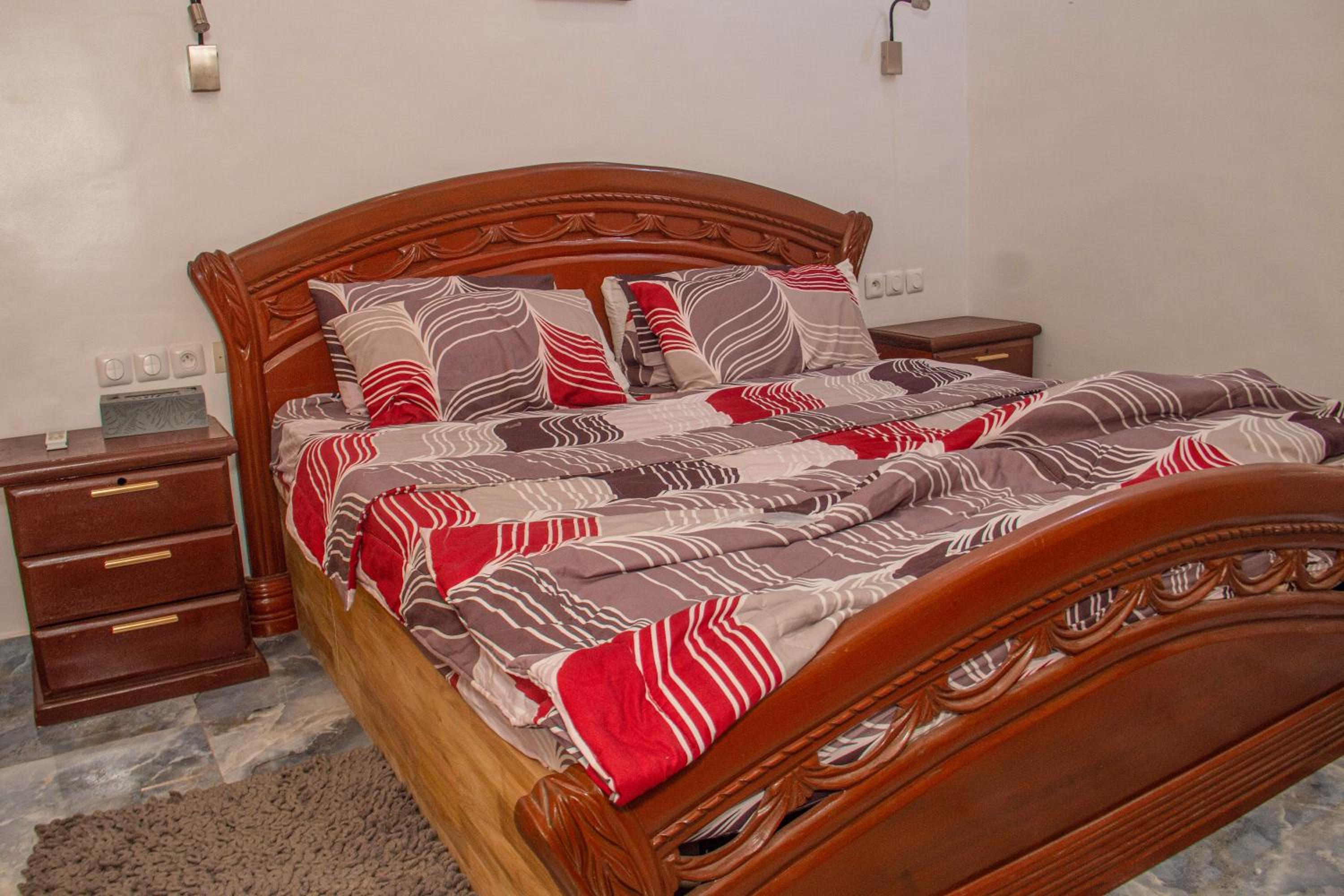 RAWADE Guest house