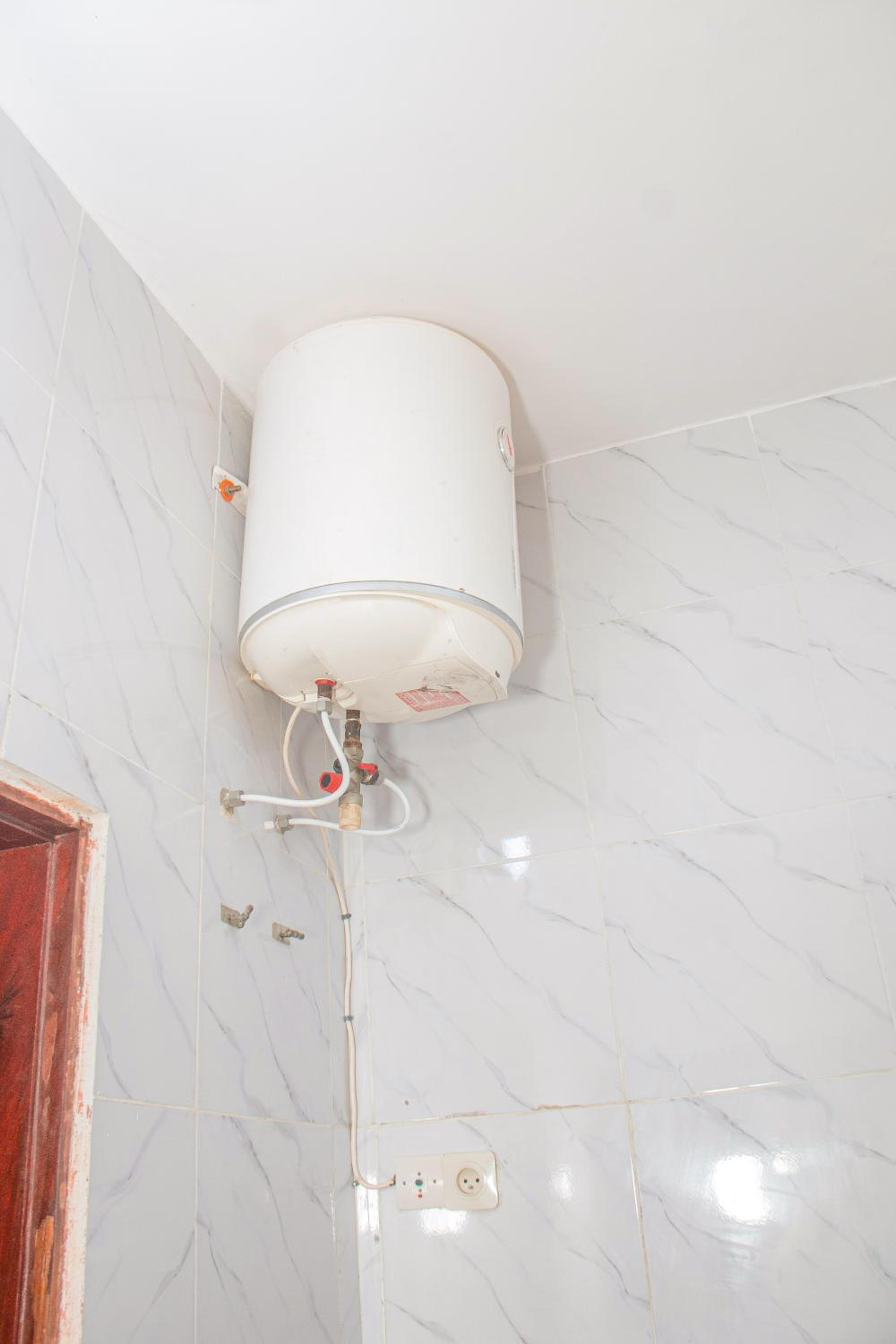 RAWADE Guest house