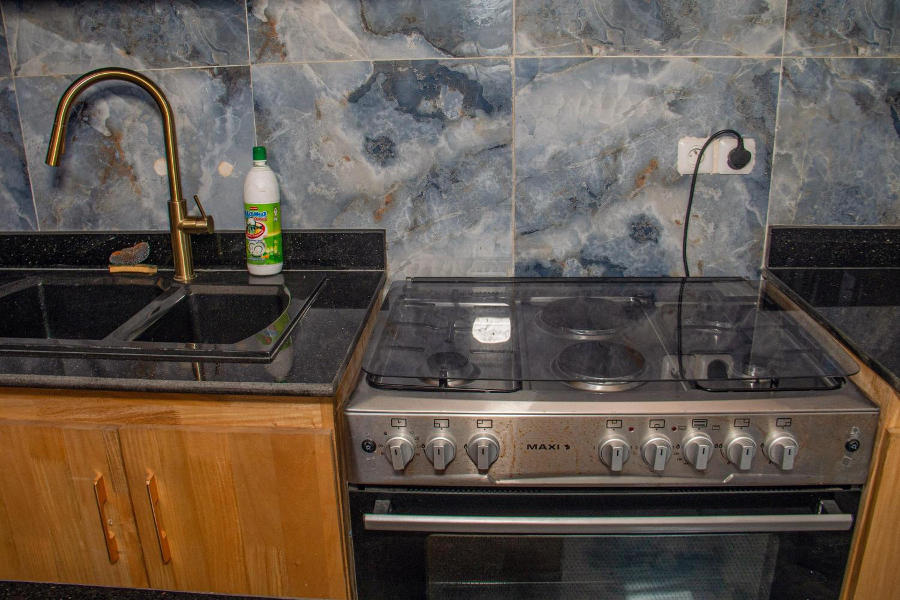 RAWADE Guest house