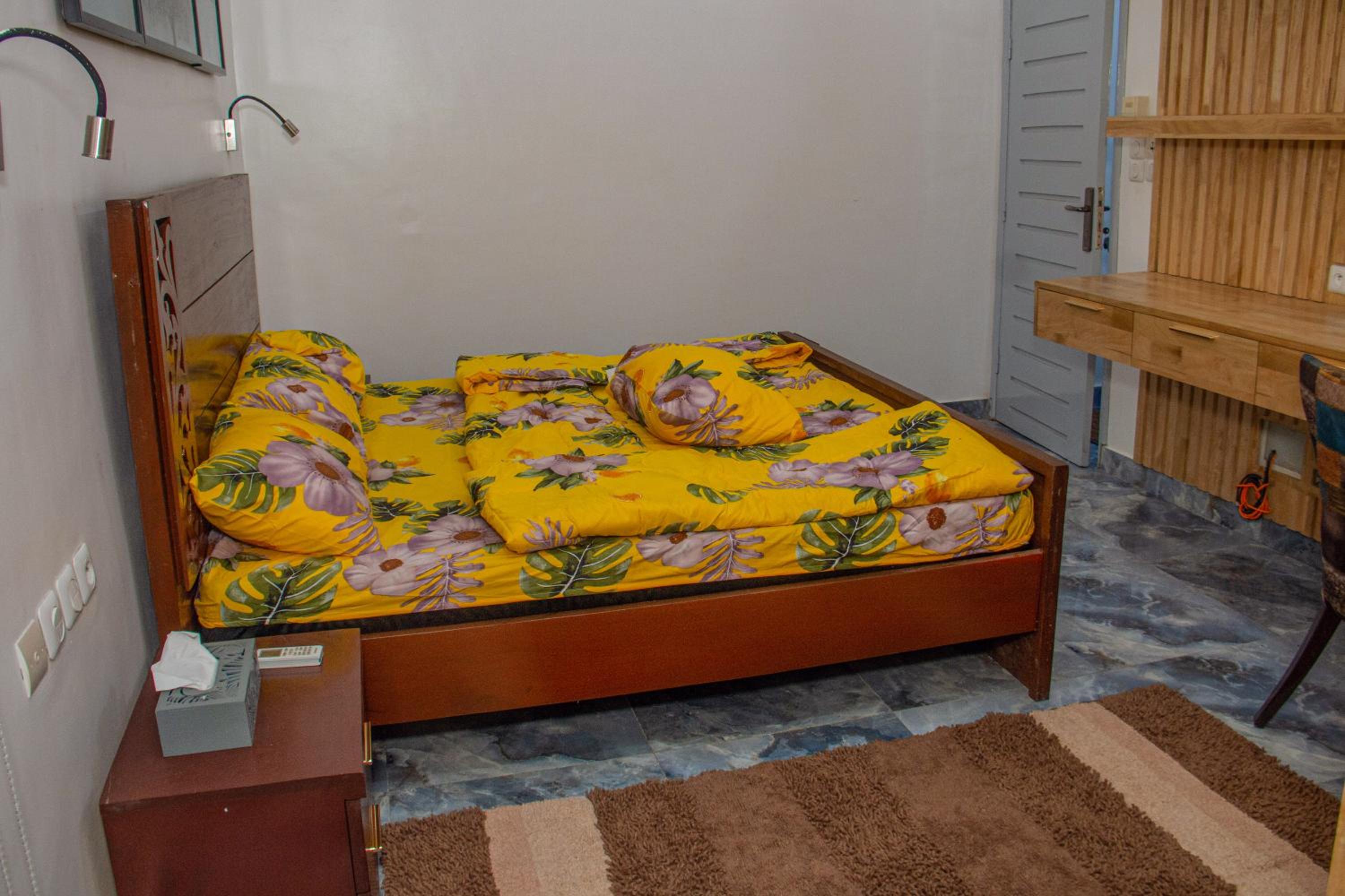 RAWADE Guest house