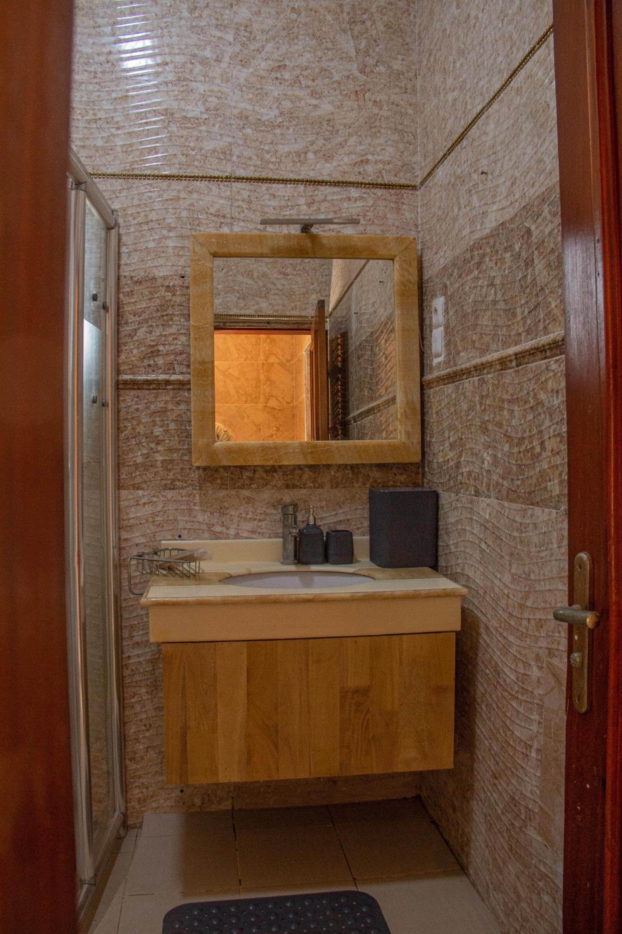 RAWADE Guest house