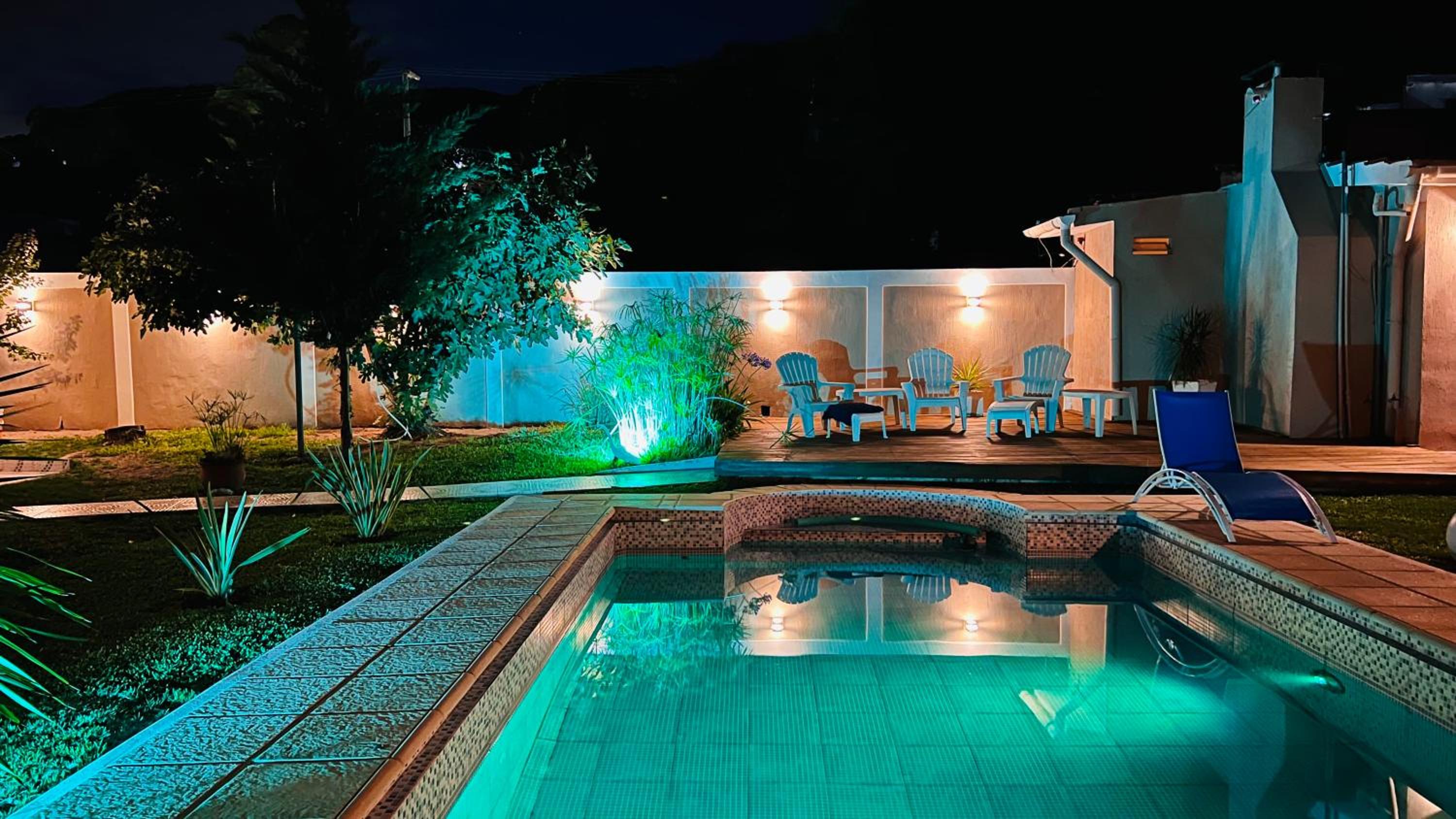 ALOJATECARLOSPAZ Iluminado y Cómodo Departamento con Pileta