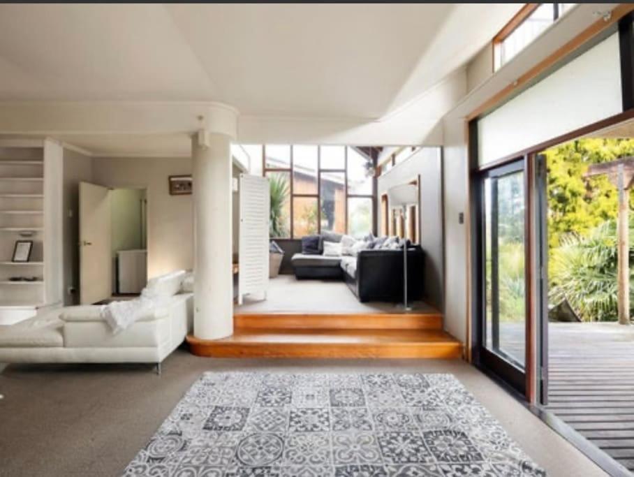 Luxury riverfront accomodation