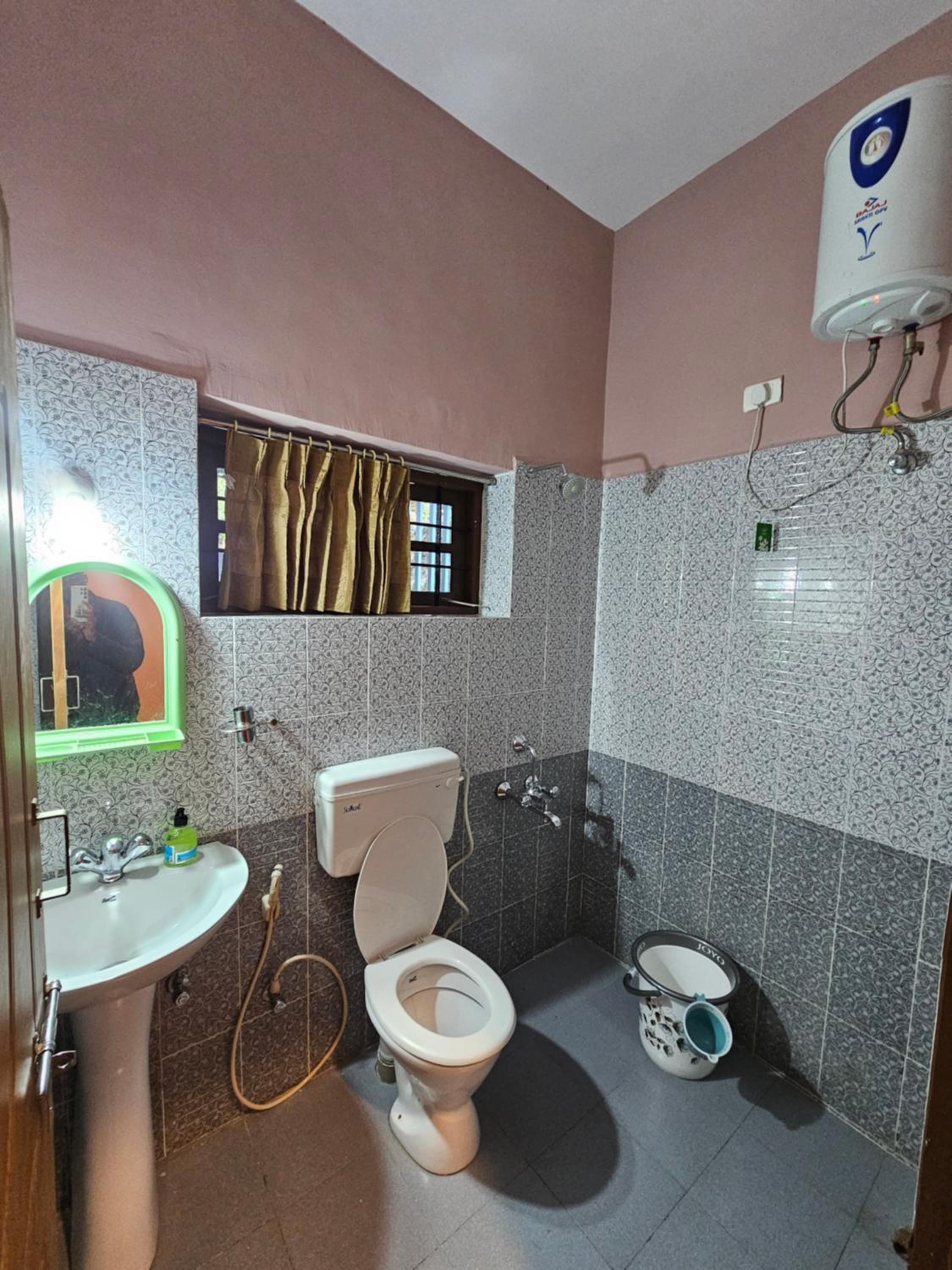 Photo 18