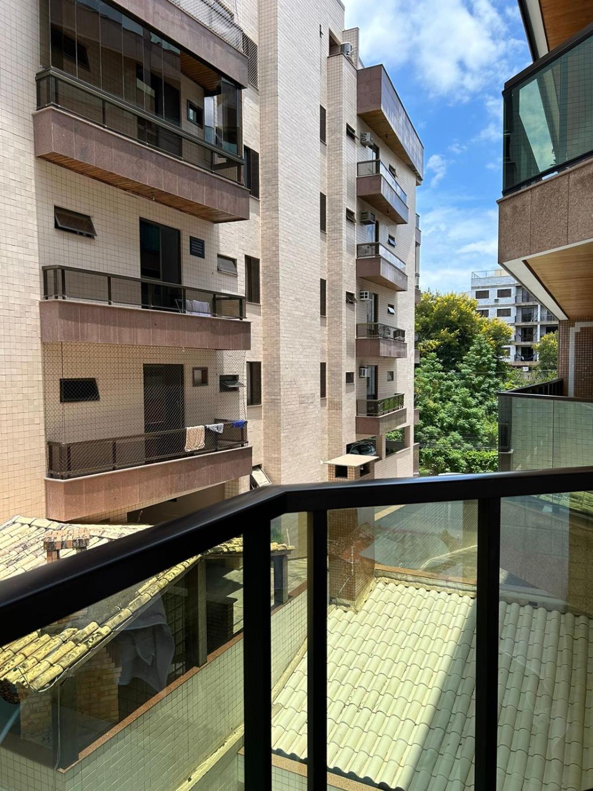 Apartamento três quartos