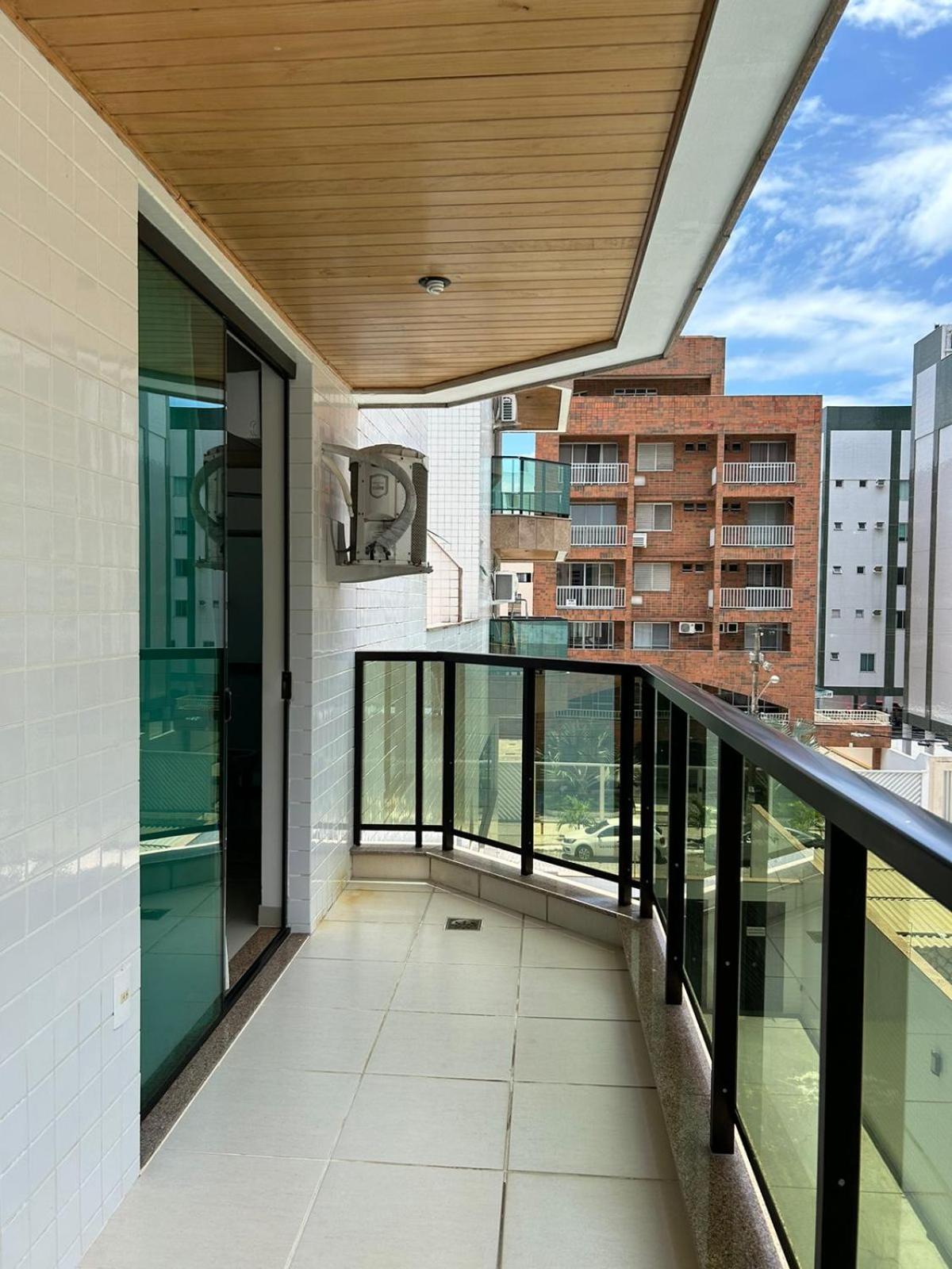Apartamento três quartos