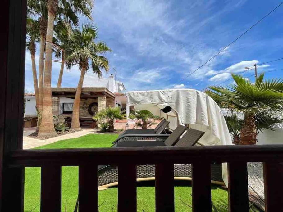 Villa las palmeras bonita casa con piscina privada