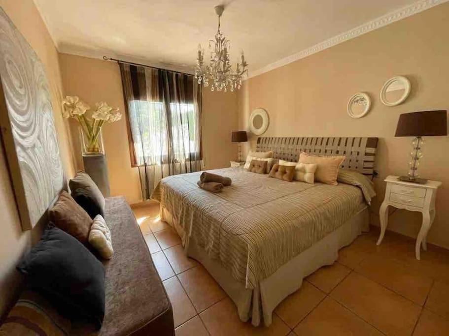 Villa las palmeras bonita casa con piscina privada
