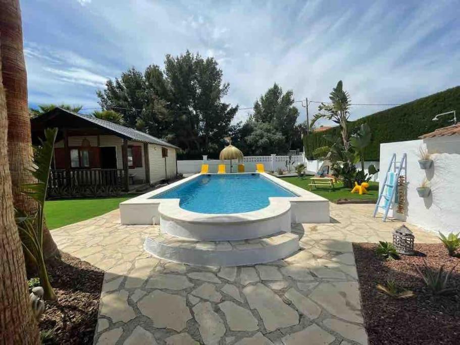 Villa las palmeras bonita casa con piscina privada