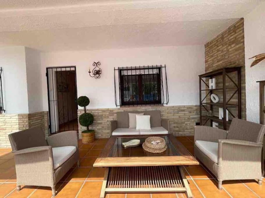 Villa las palmeras bonita casa con piscina privada