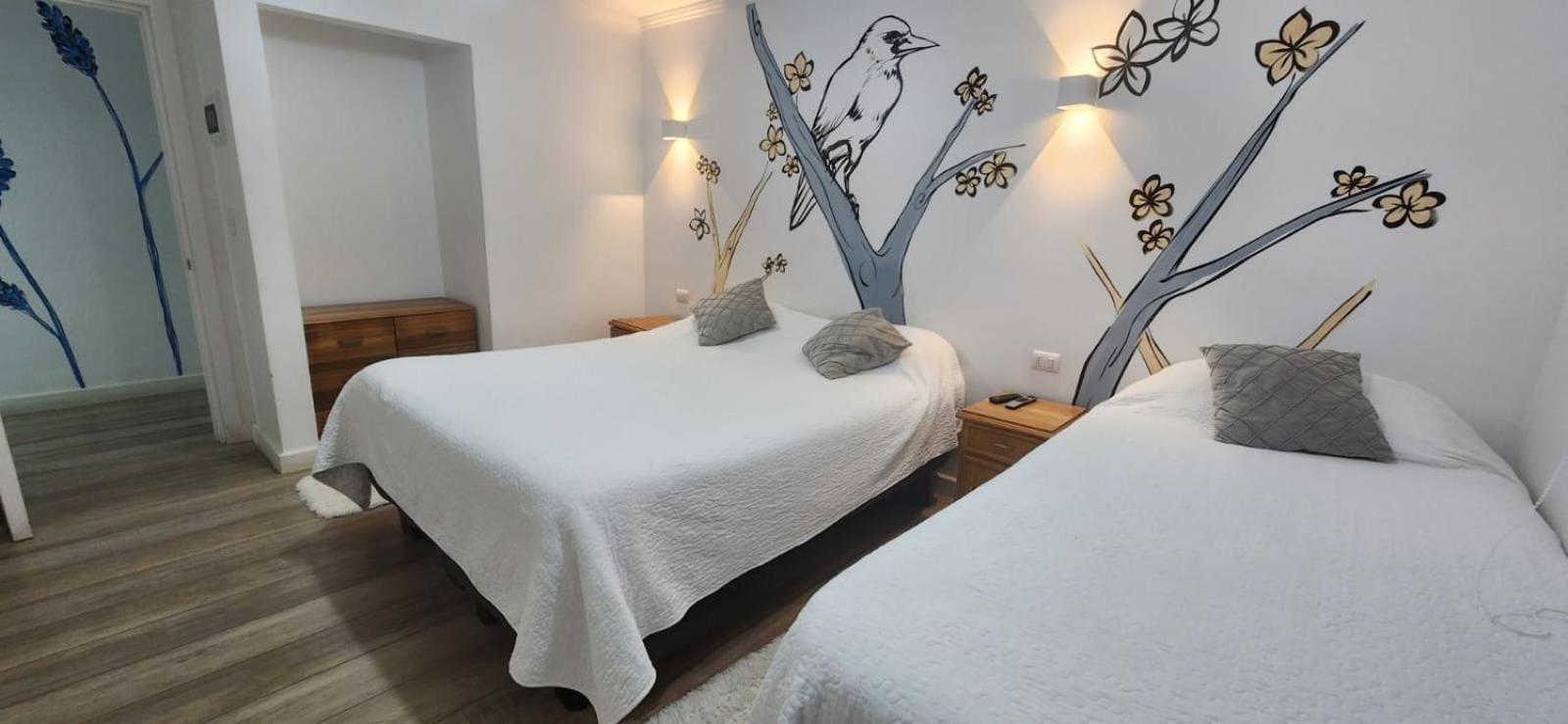HOSTAL LA MODERNA