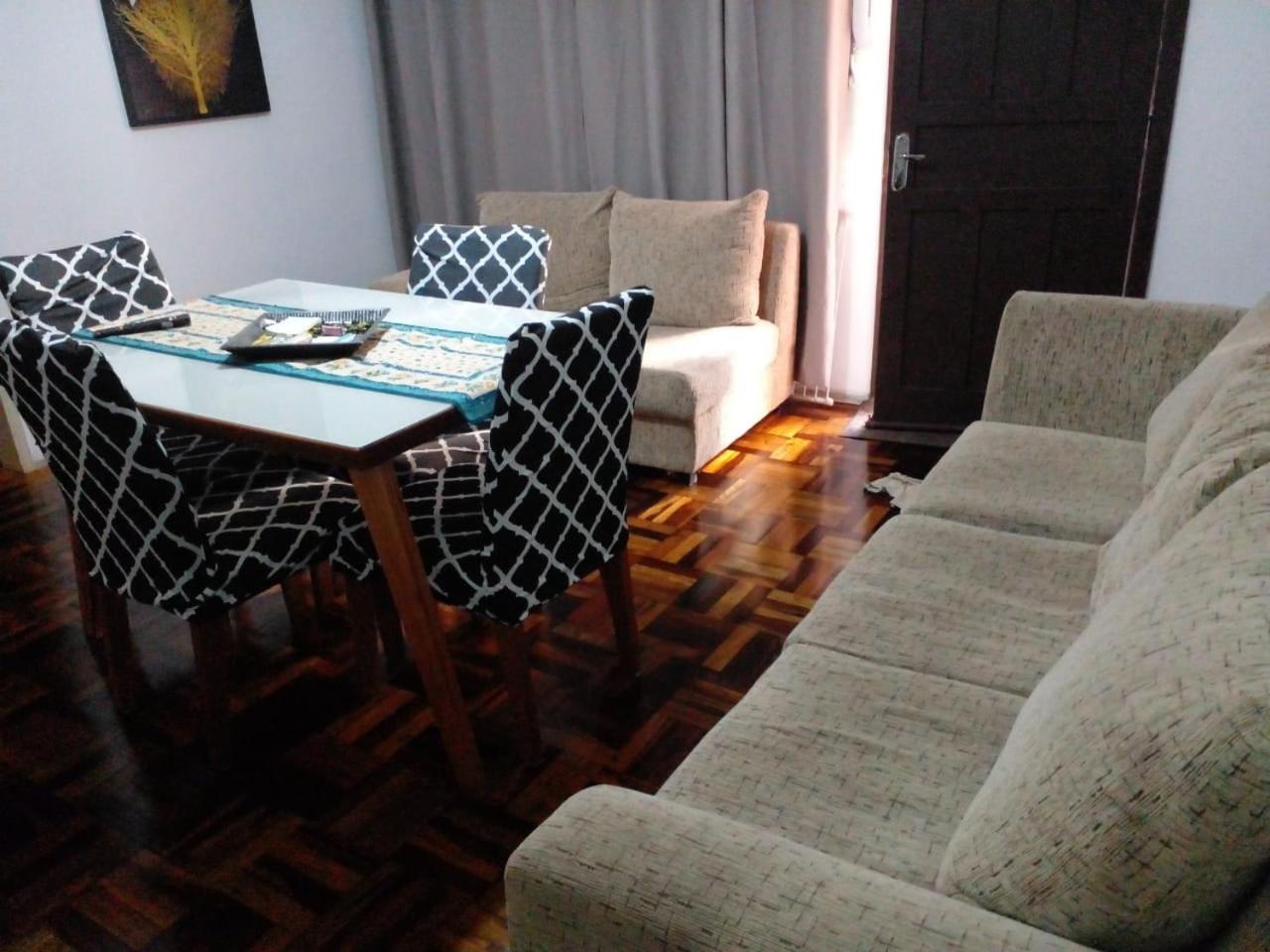 UMA QUADRA DA BEIRA MAR A MELHOR LOCALIZAÇÃO apto 2 quartos