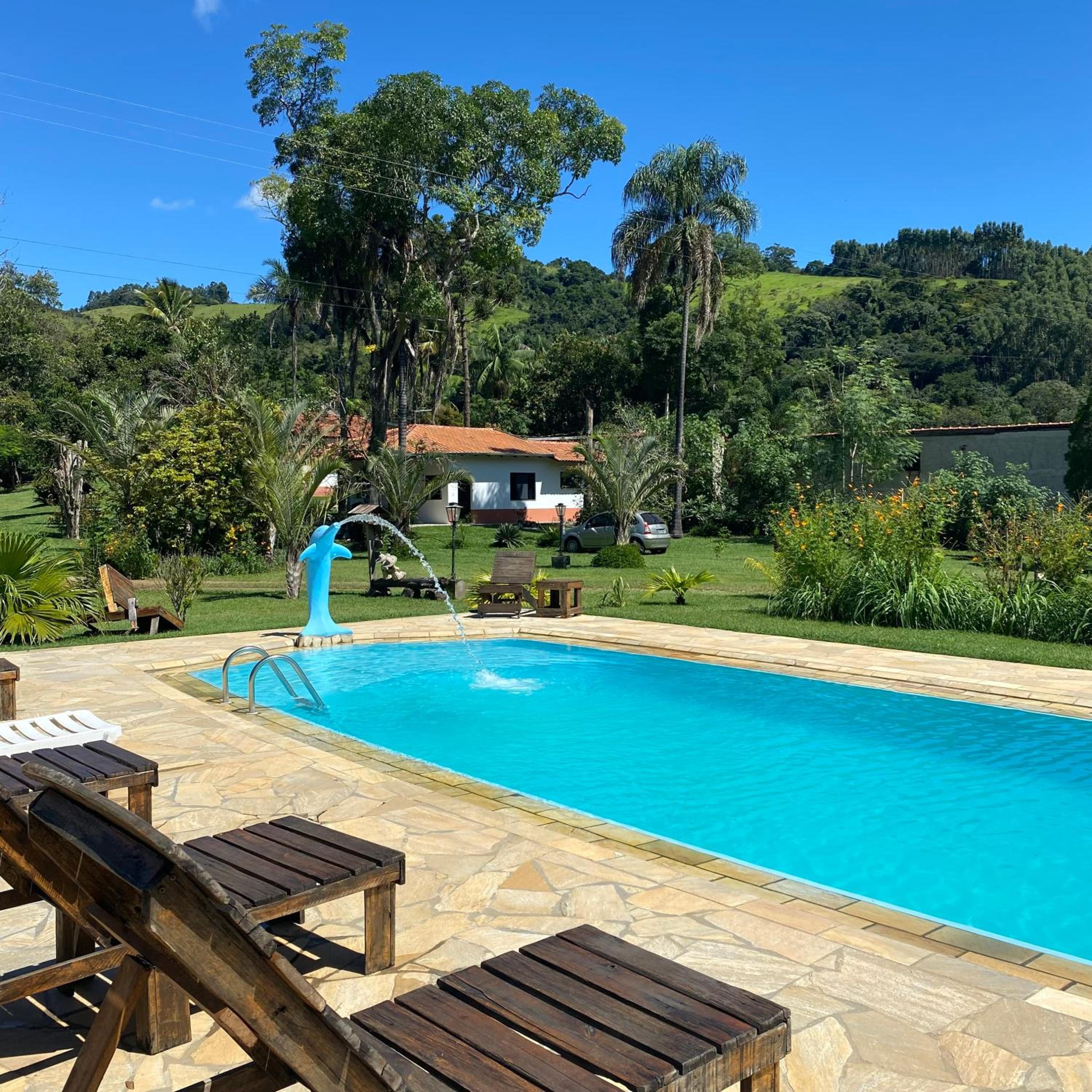 Acalanto Inn