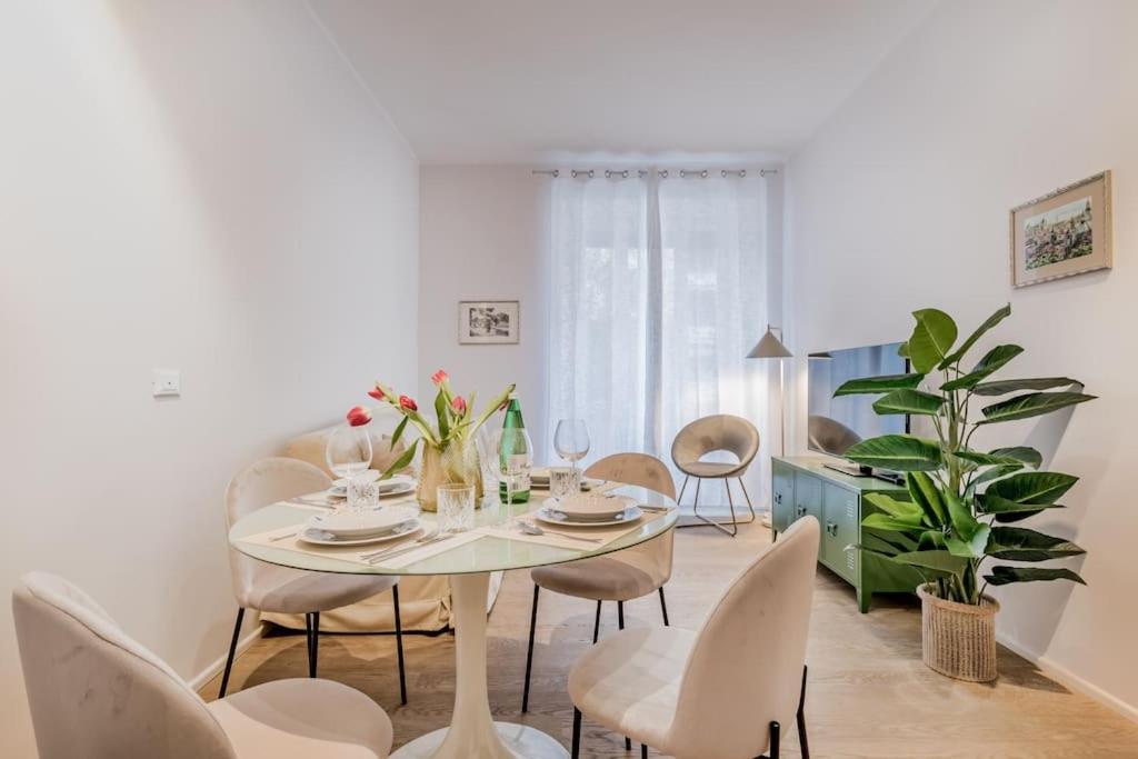 Vatican Chic House