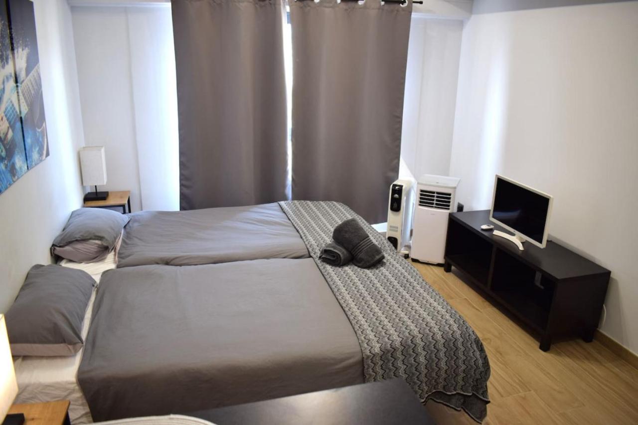 Cozy studio heart of Gibraltar view 2