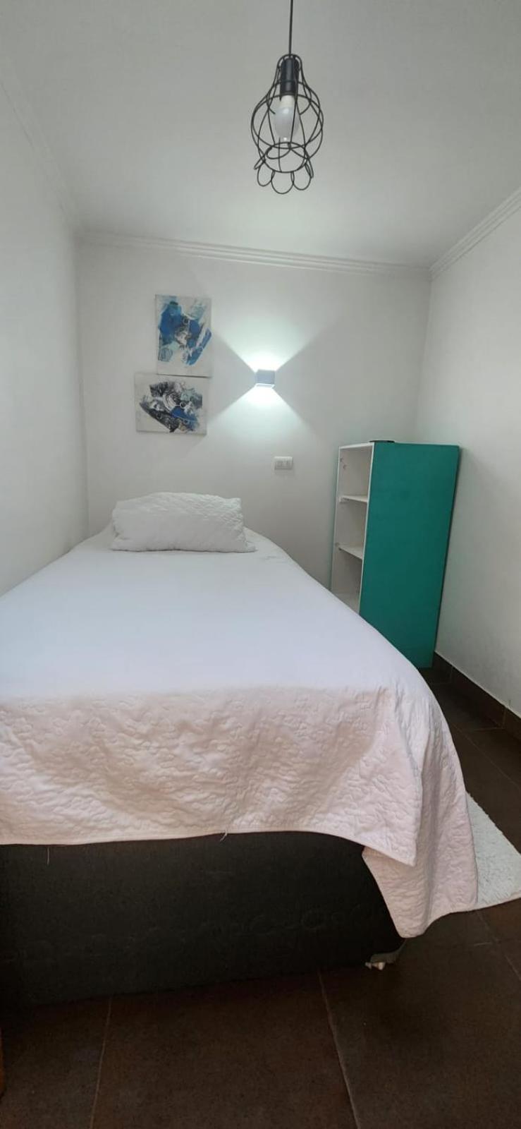 HOSTAL LA MODERNA