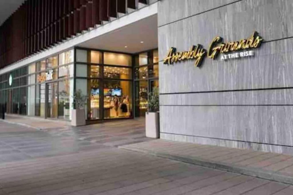 Best Value for Money 1BR in Air Residences Makati view 2