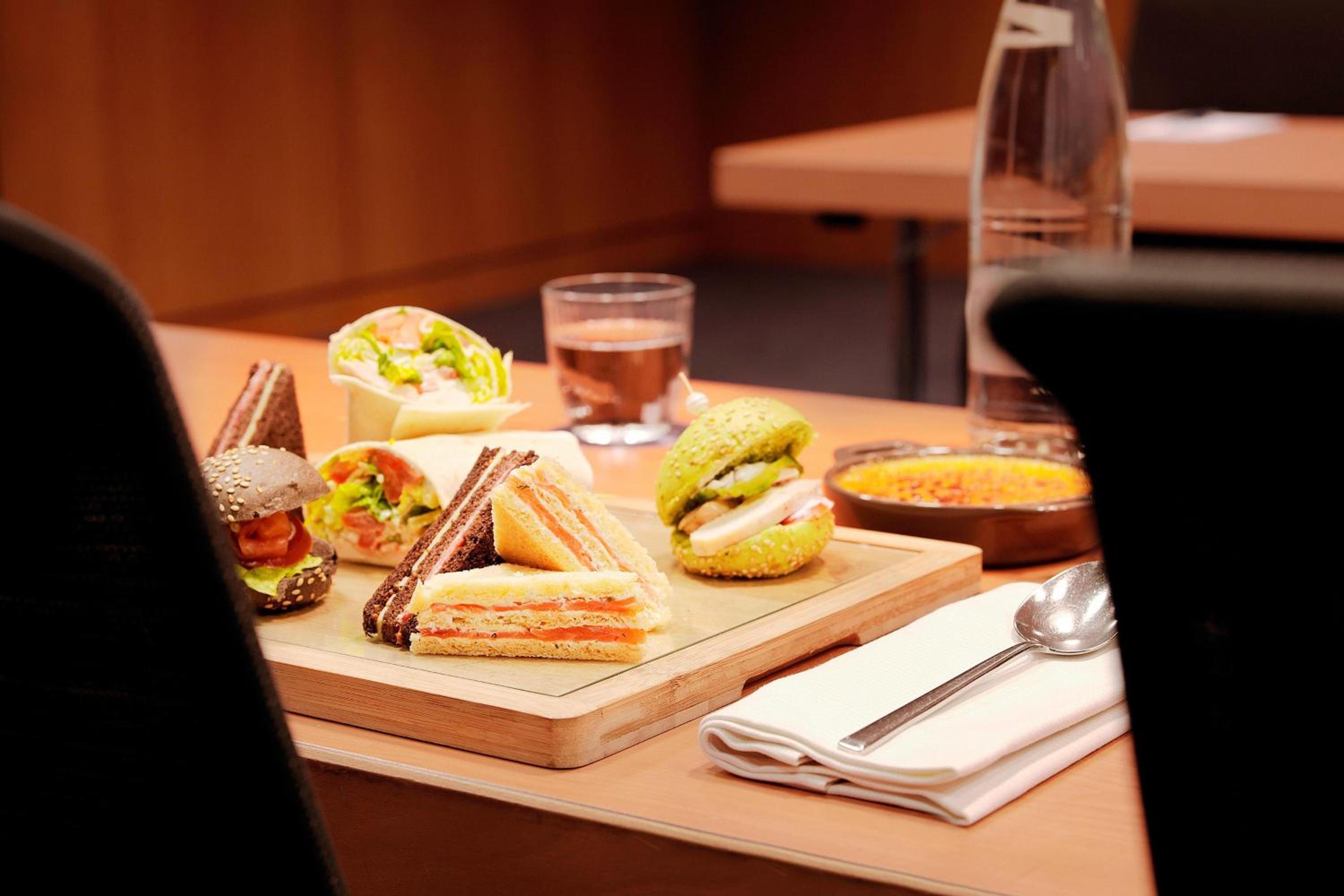 Roissy-en-France Vacations - Sheraton Paris Charles de Gaulle Airport Hotel - Property Image 20