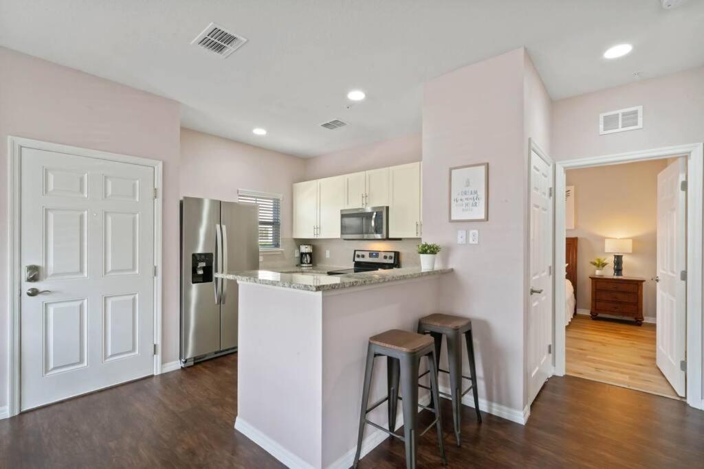 Luxury Design with close proximity to DISNEY view 3