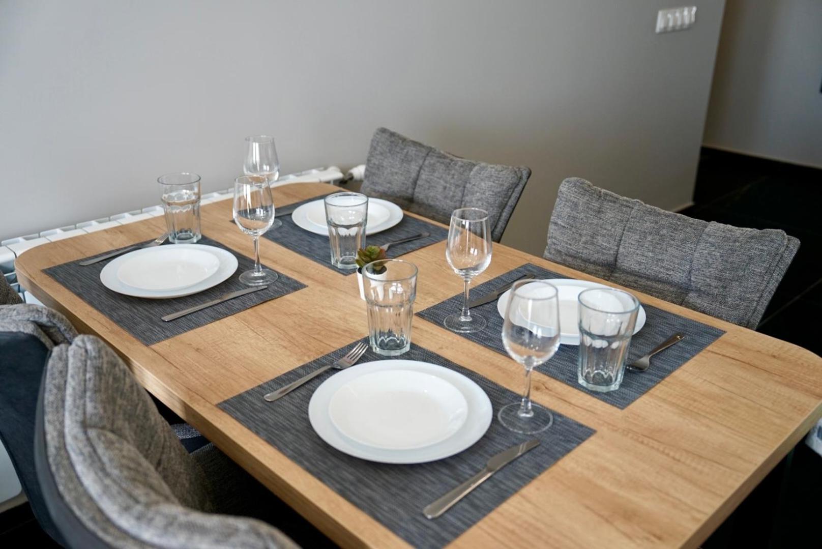AveNew Luxury Apartment 3