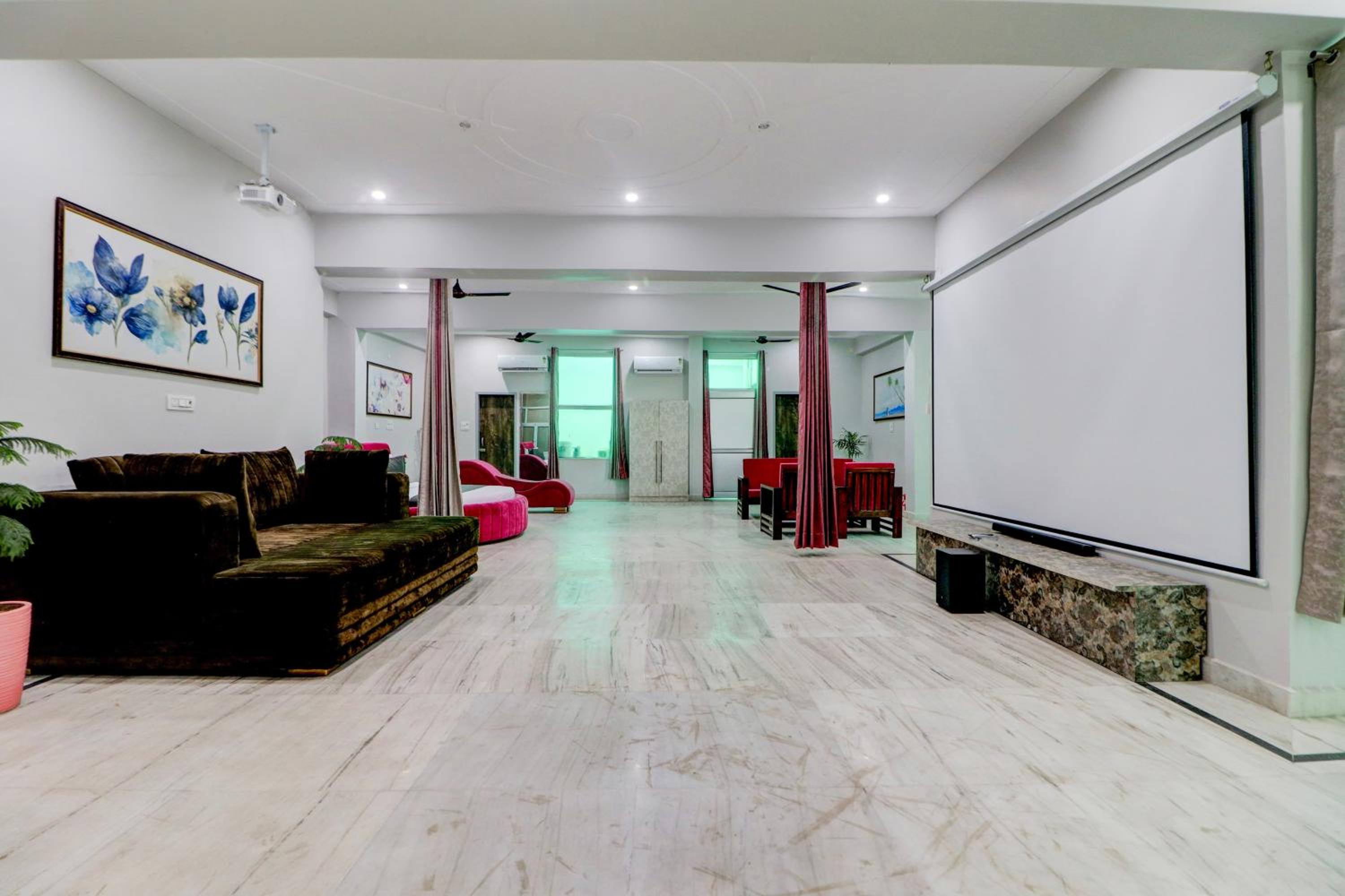 meeting & event spaces