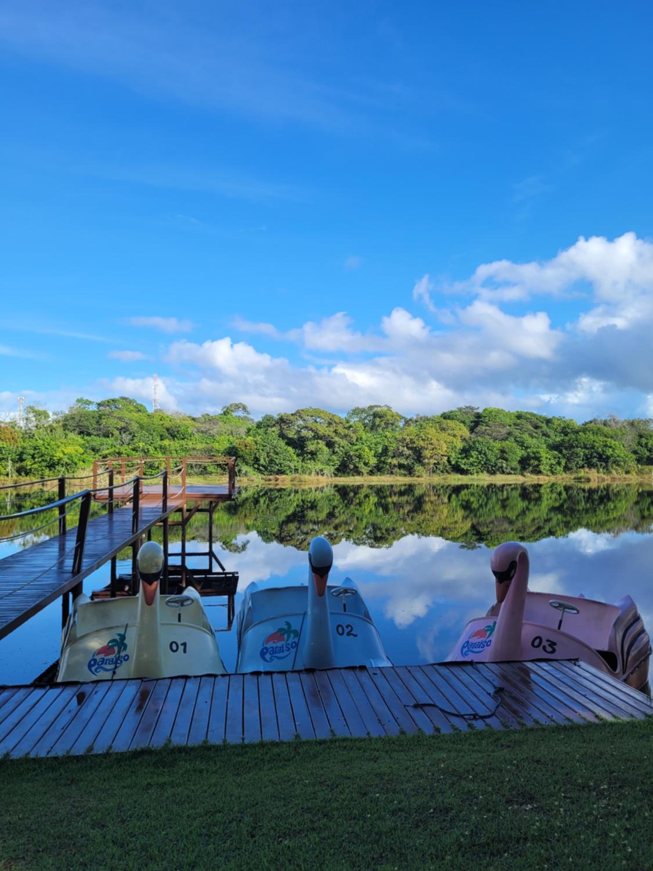 Guarajuba, 5 suites e piscina