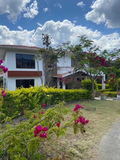 Casa vacacional Bugambillas