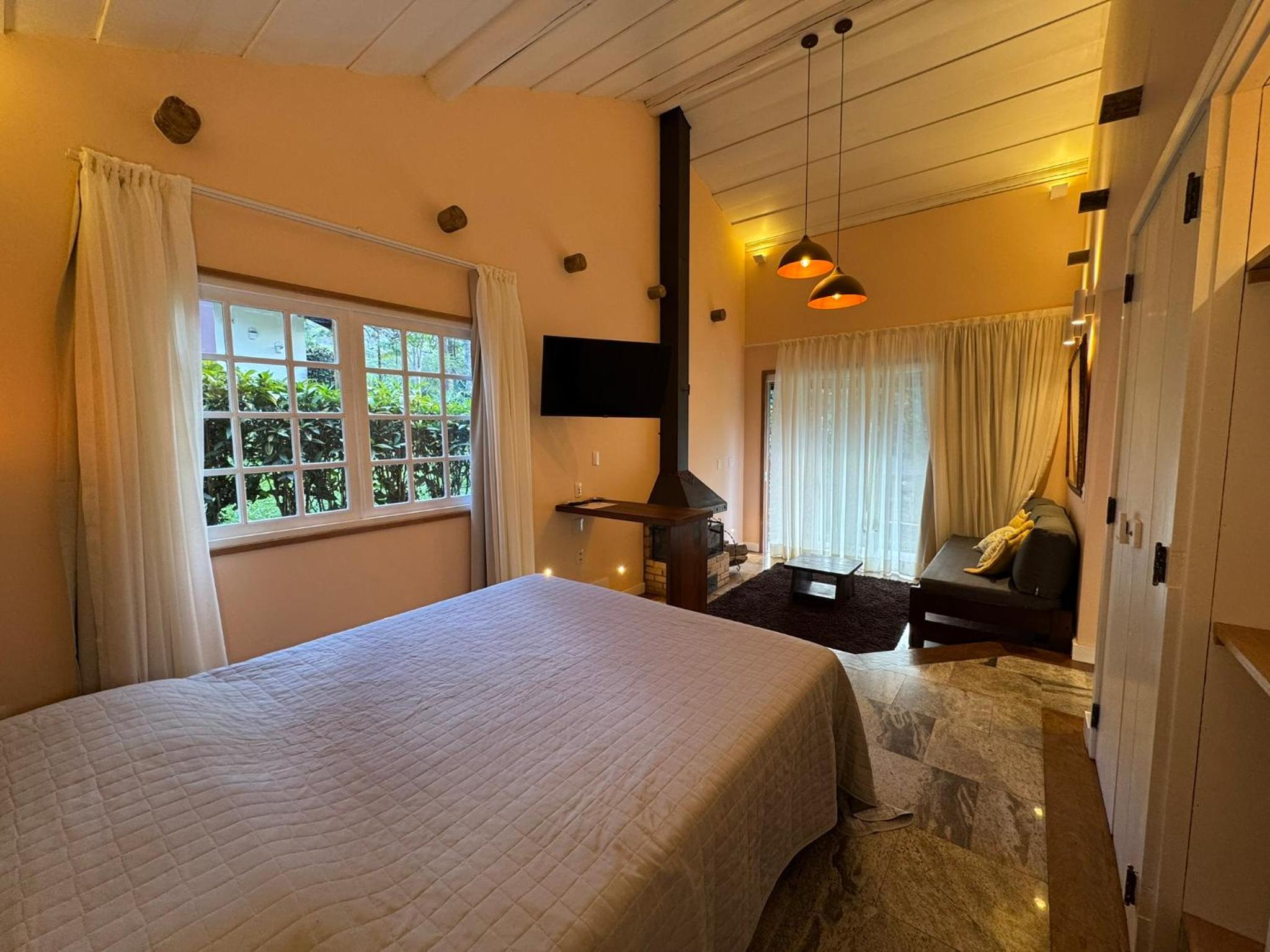 Auberge Suisse Pousada