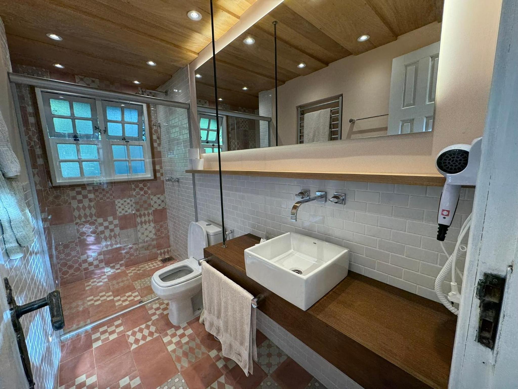 Auberge Suisse Pousada
