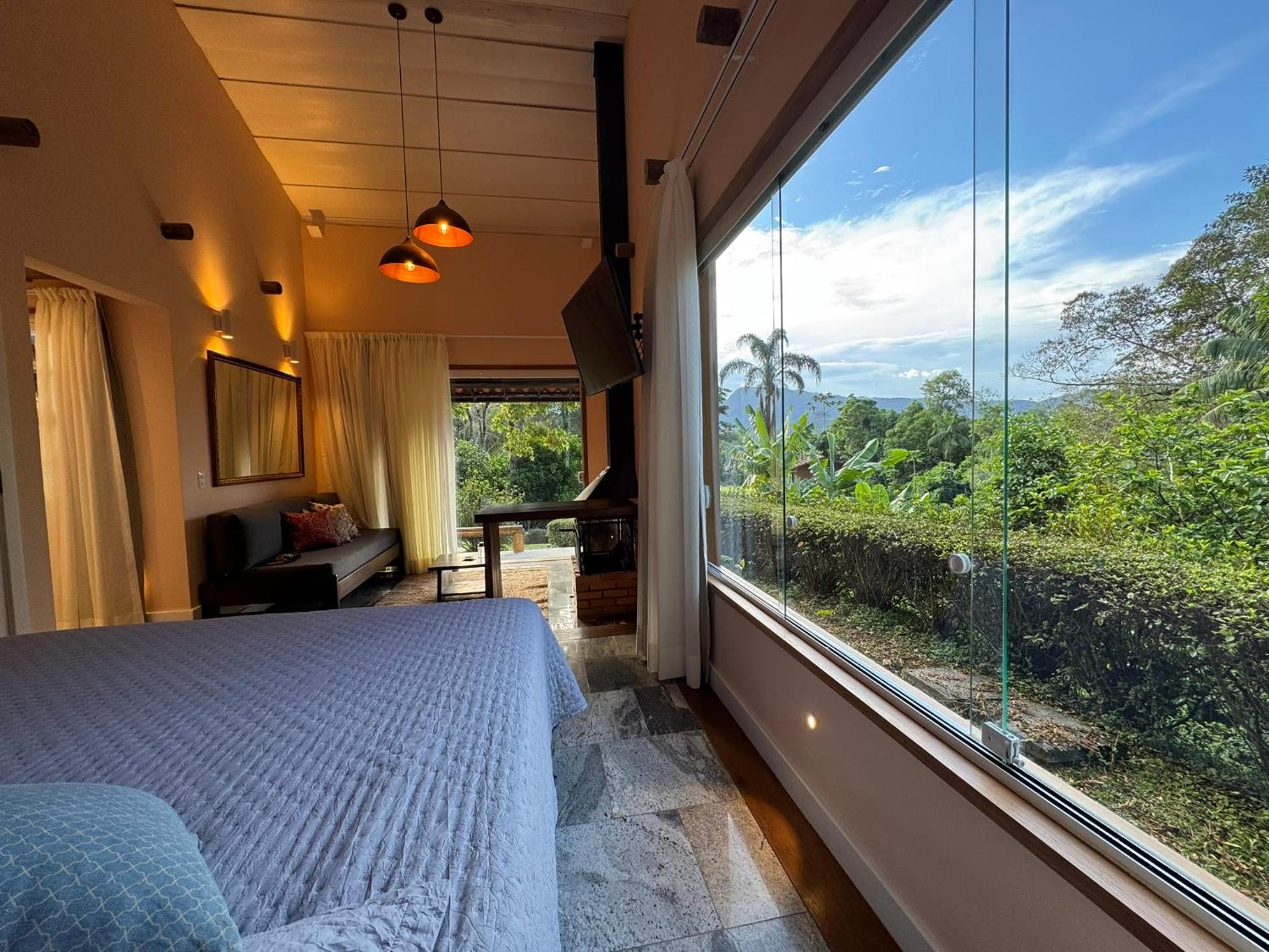 Auberge Suisse Pousada