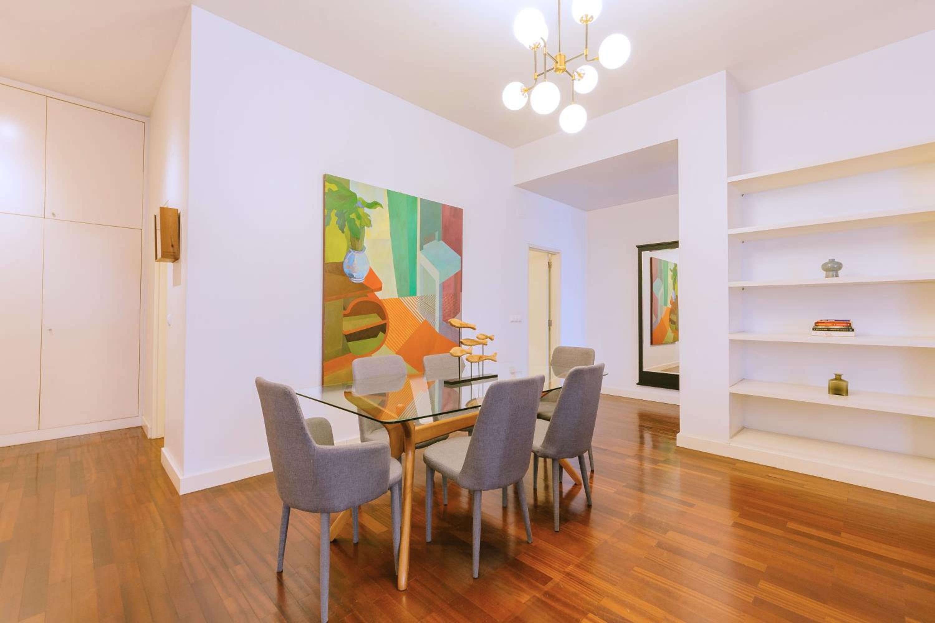 Chiado 2 Bedroom Elegant Apartment view 5
