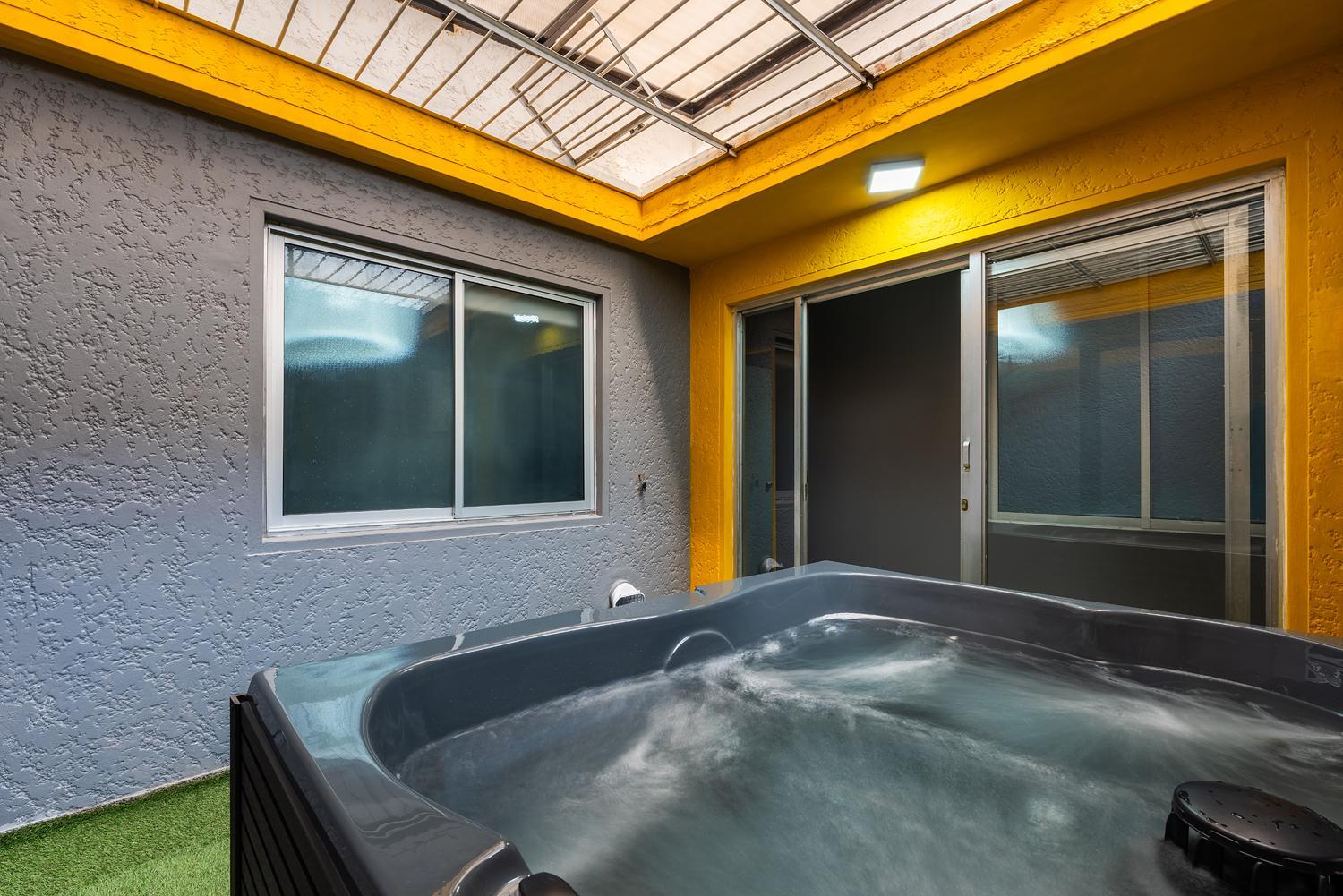 Manila Suite Jacuzzi Ac Luxury