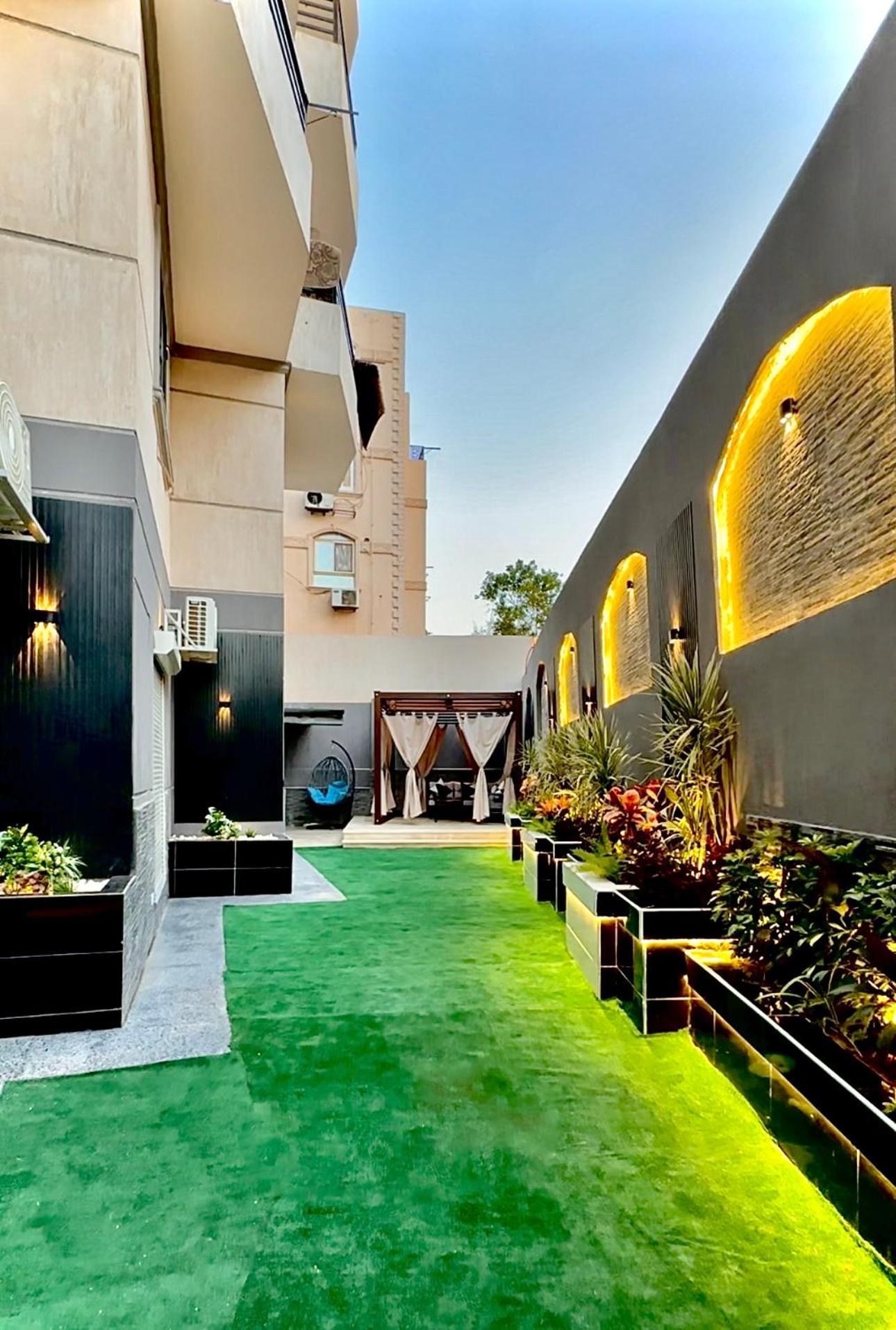 Lux private home Sheikh zayed