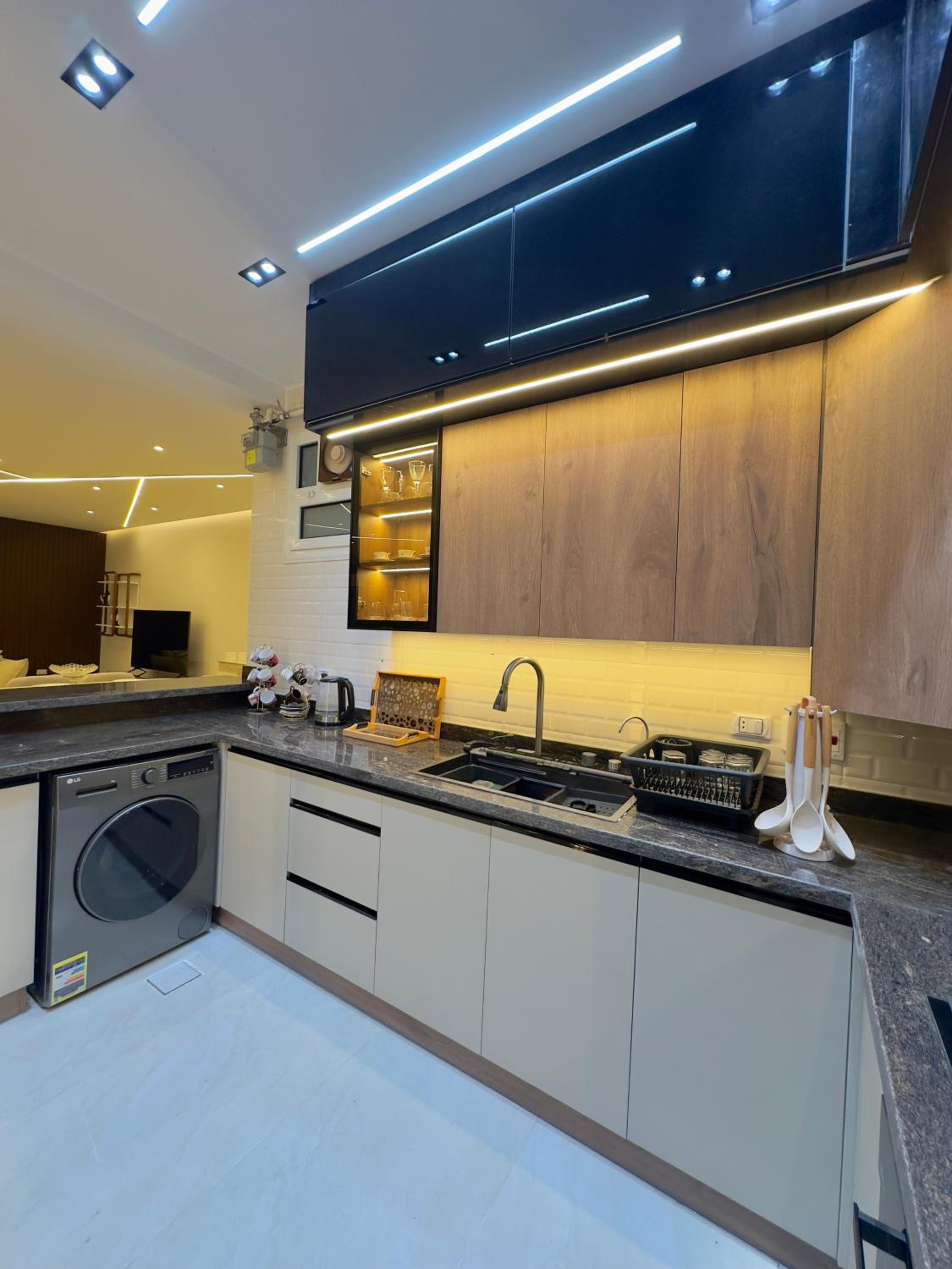 Lux private home Sheikh zayed