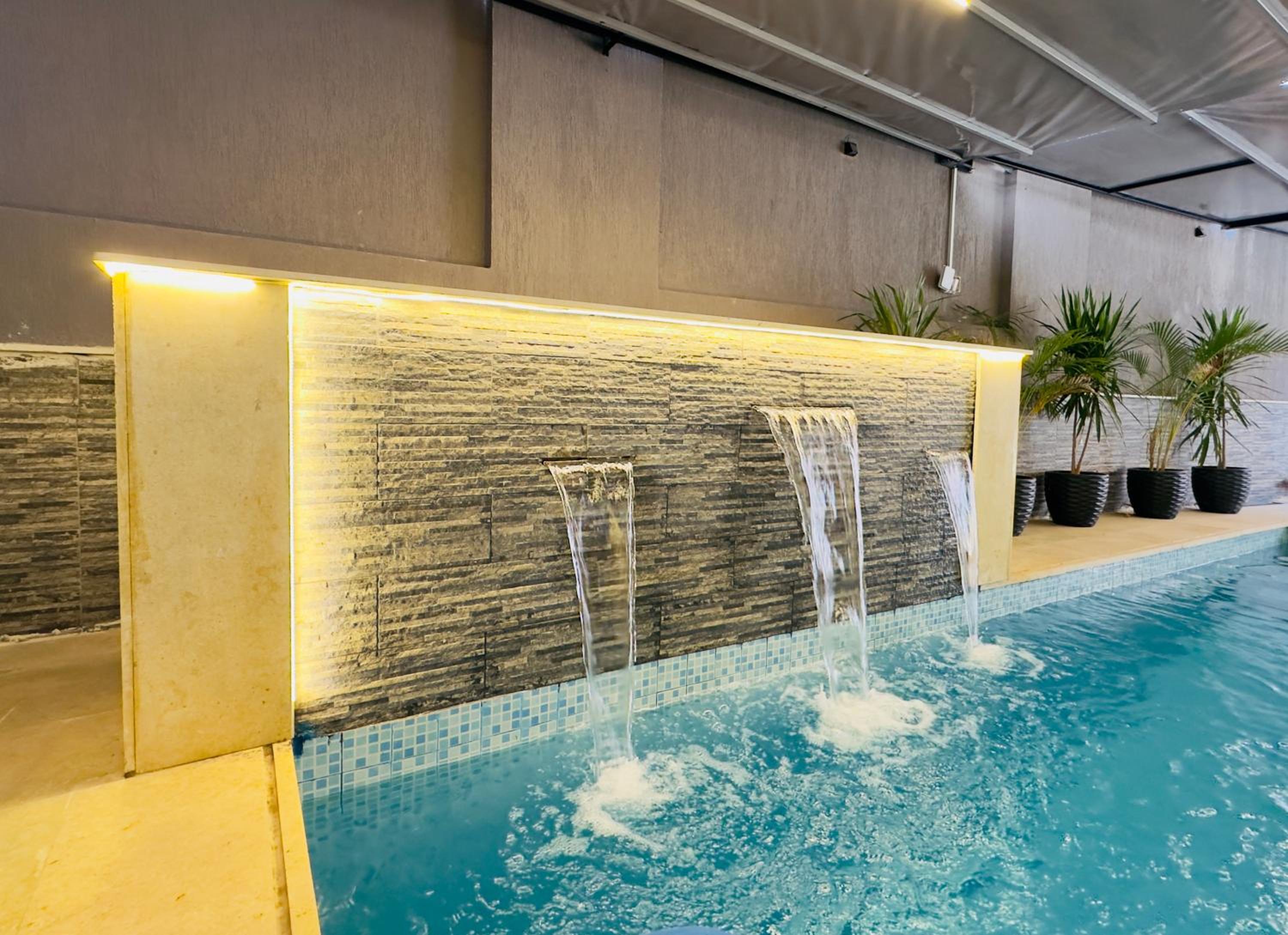 Lux private home Sheikh zayed
