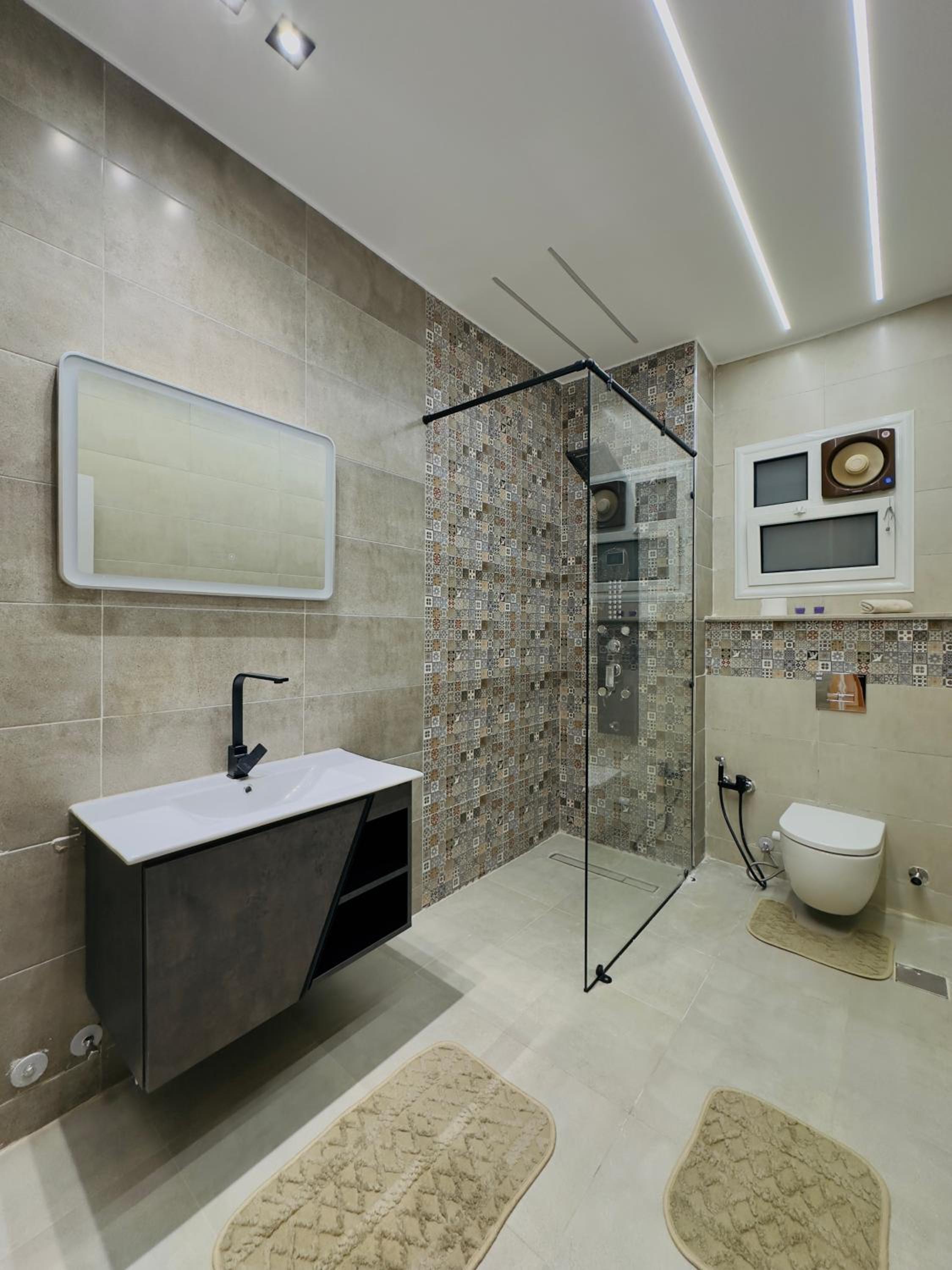 Lux private home Sheikh zayed