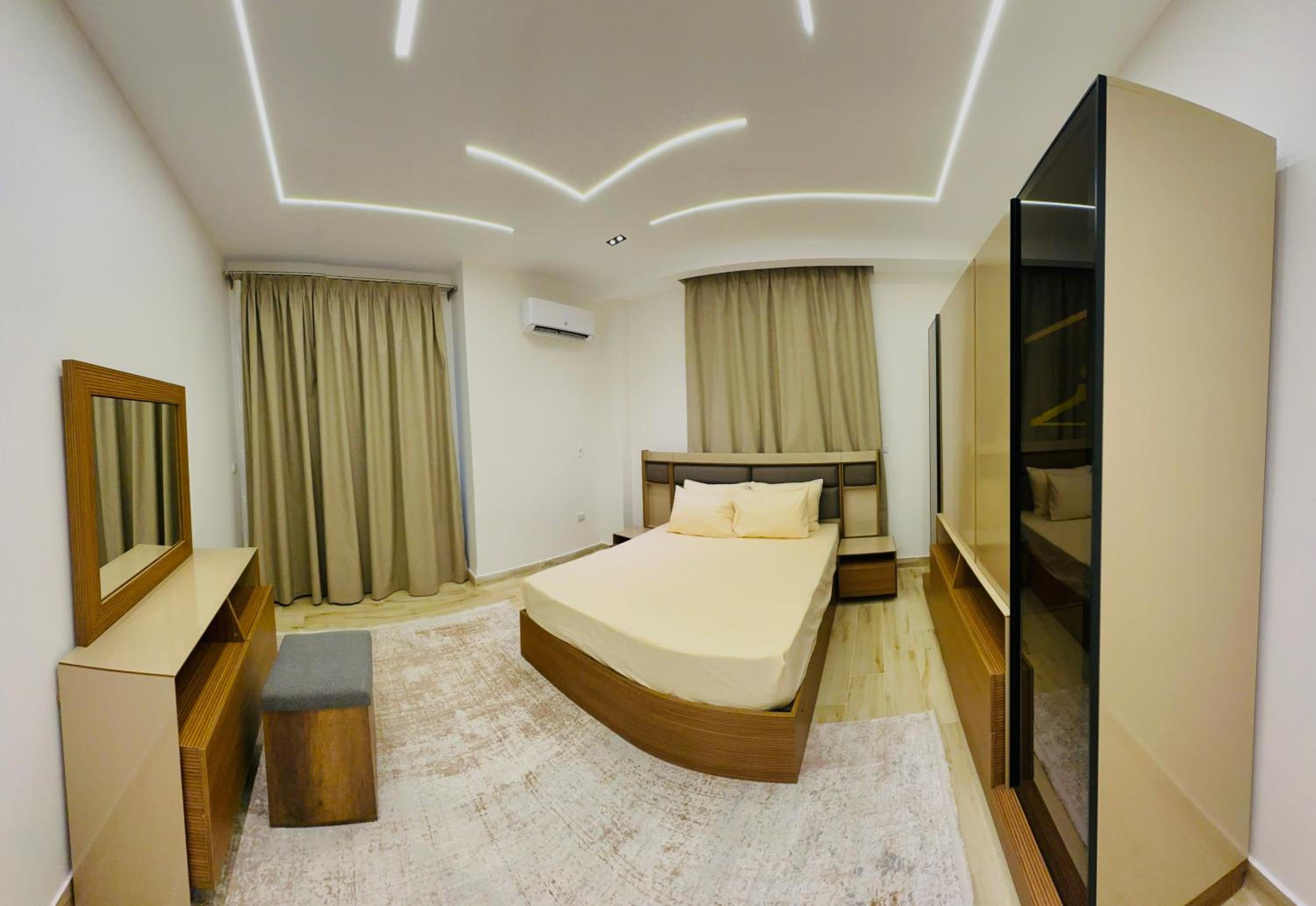 Lux private home Sheikh zayed