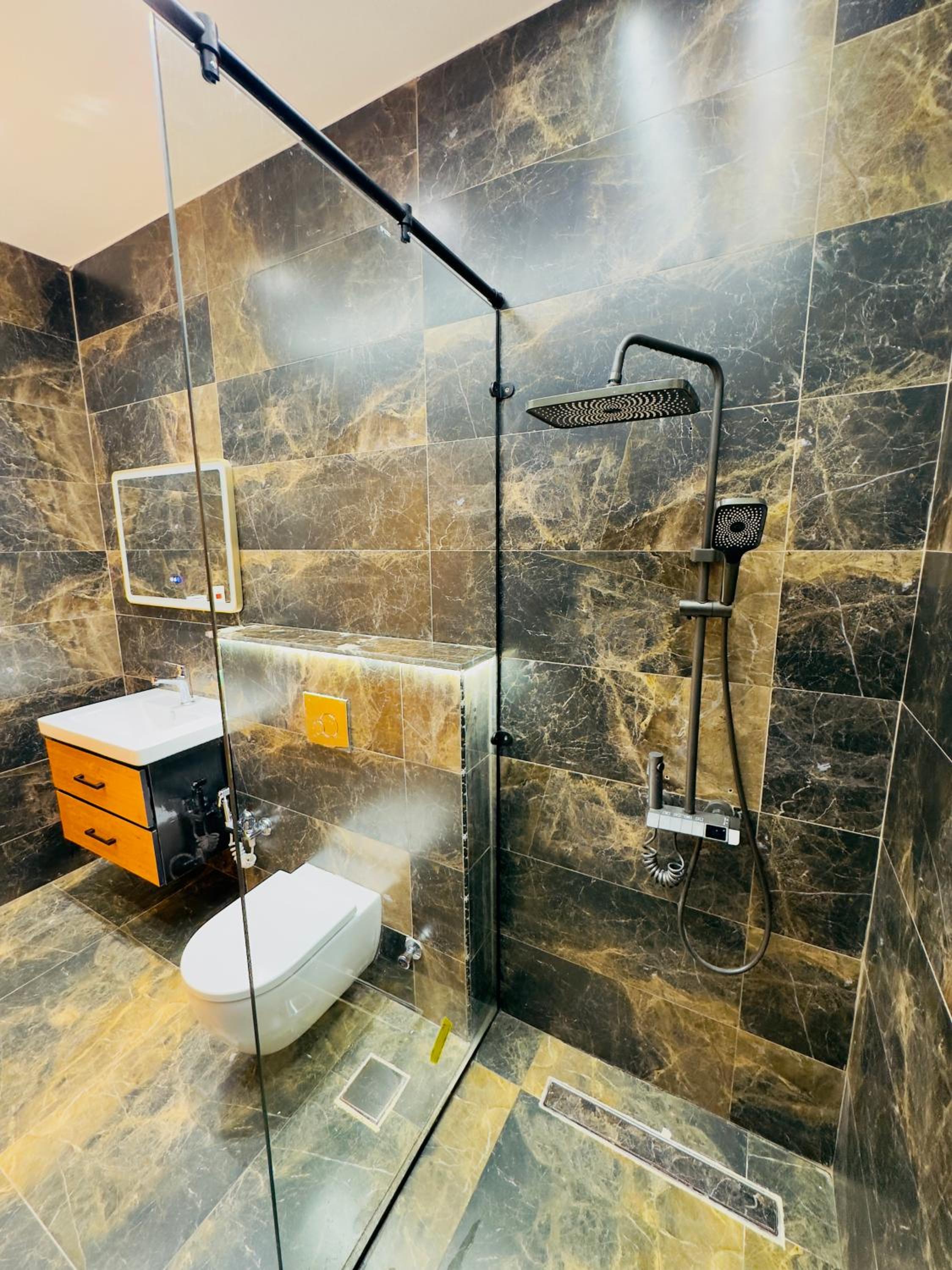 Lux private home Sheikh zayed