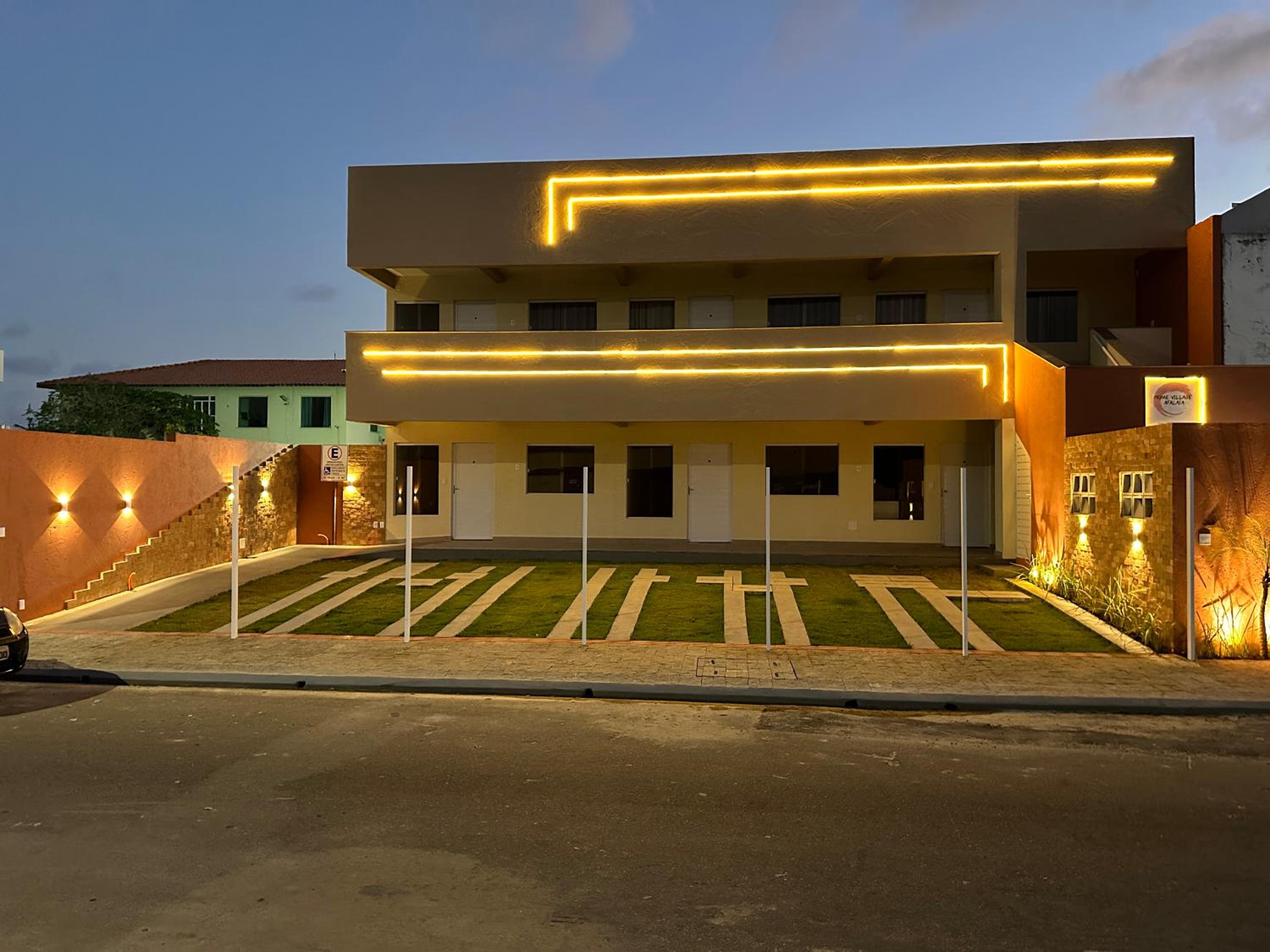 Casa 500 m da Orla de Atalaia em Aracaju - Village E