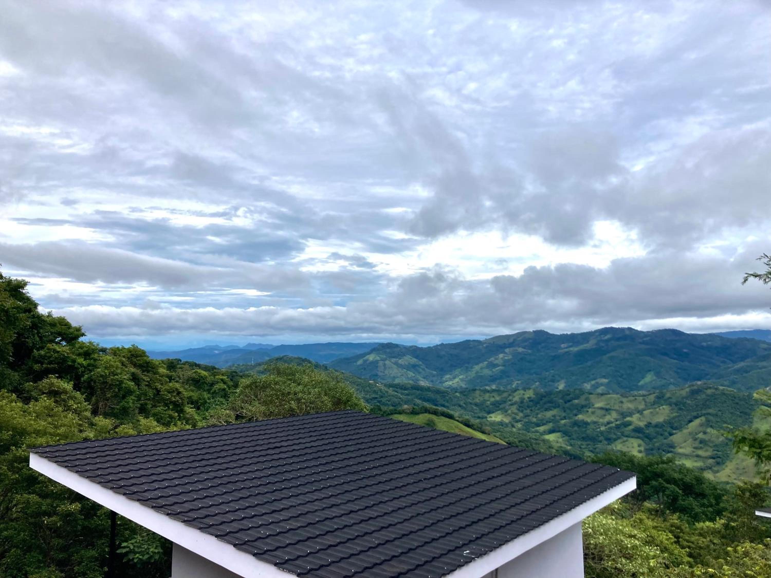 Nosara Hideaway 1 - Mountain View Cabins & BREAKFAST PROVIDED