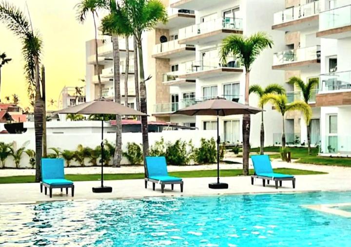 Un paraíso con vista al mar y piscina view 4