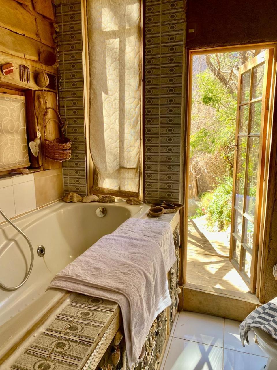 La Casa entre los Árboles en el Valle de Elqui Montegrande