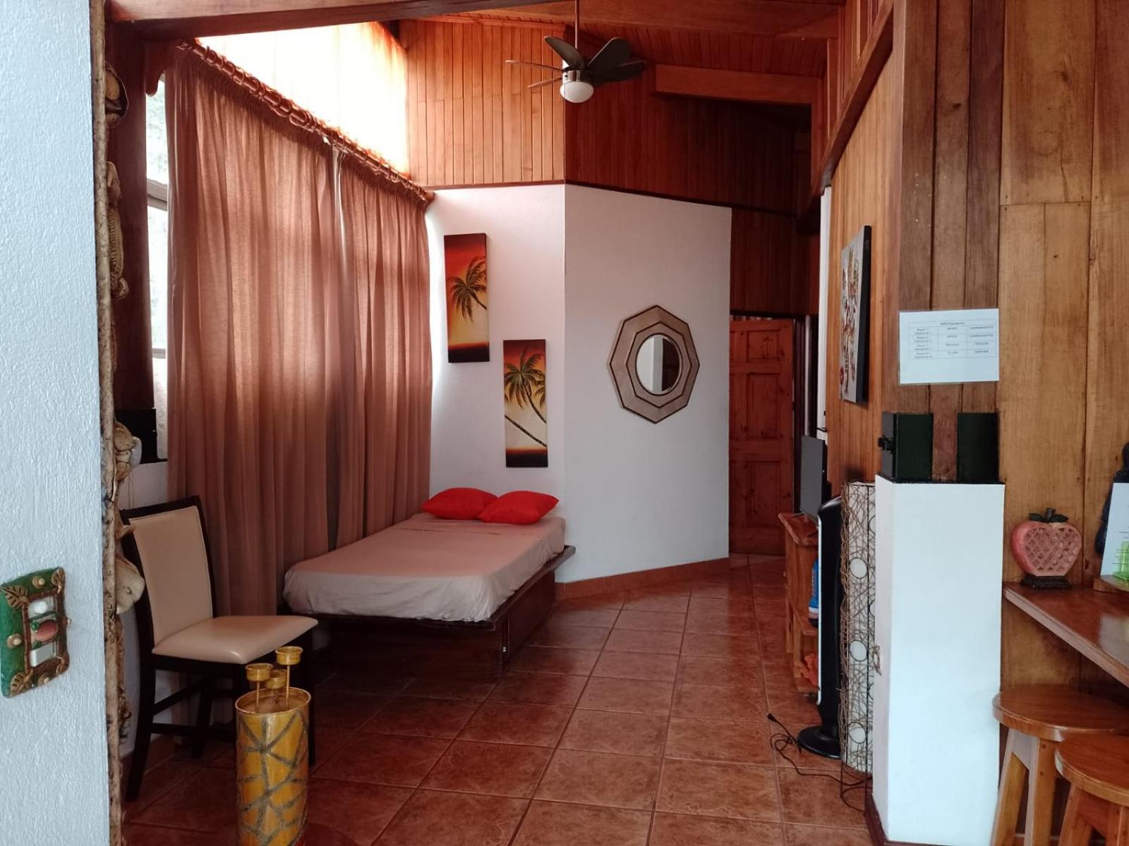Natural Pacific Suites, Manuel Antonio-Quepos-Hotel