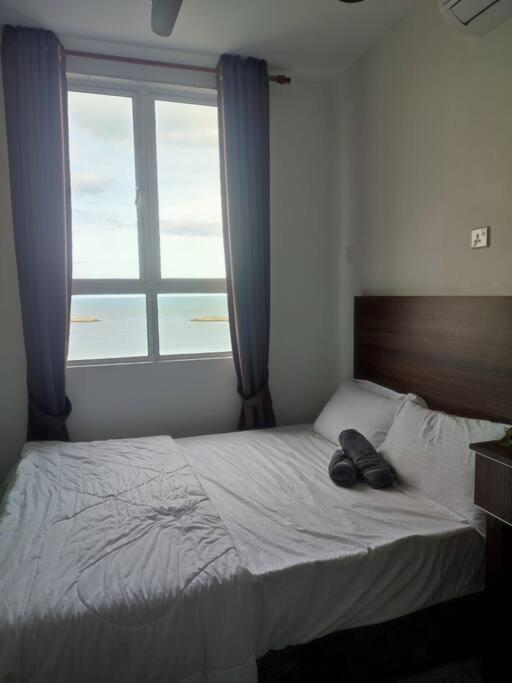 Khan's Seaview Homestay at Pangsapuri Ladang Tanjung - near KTCC & Drawbridge - photo 7