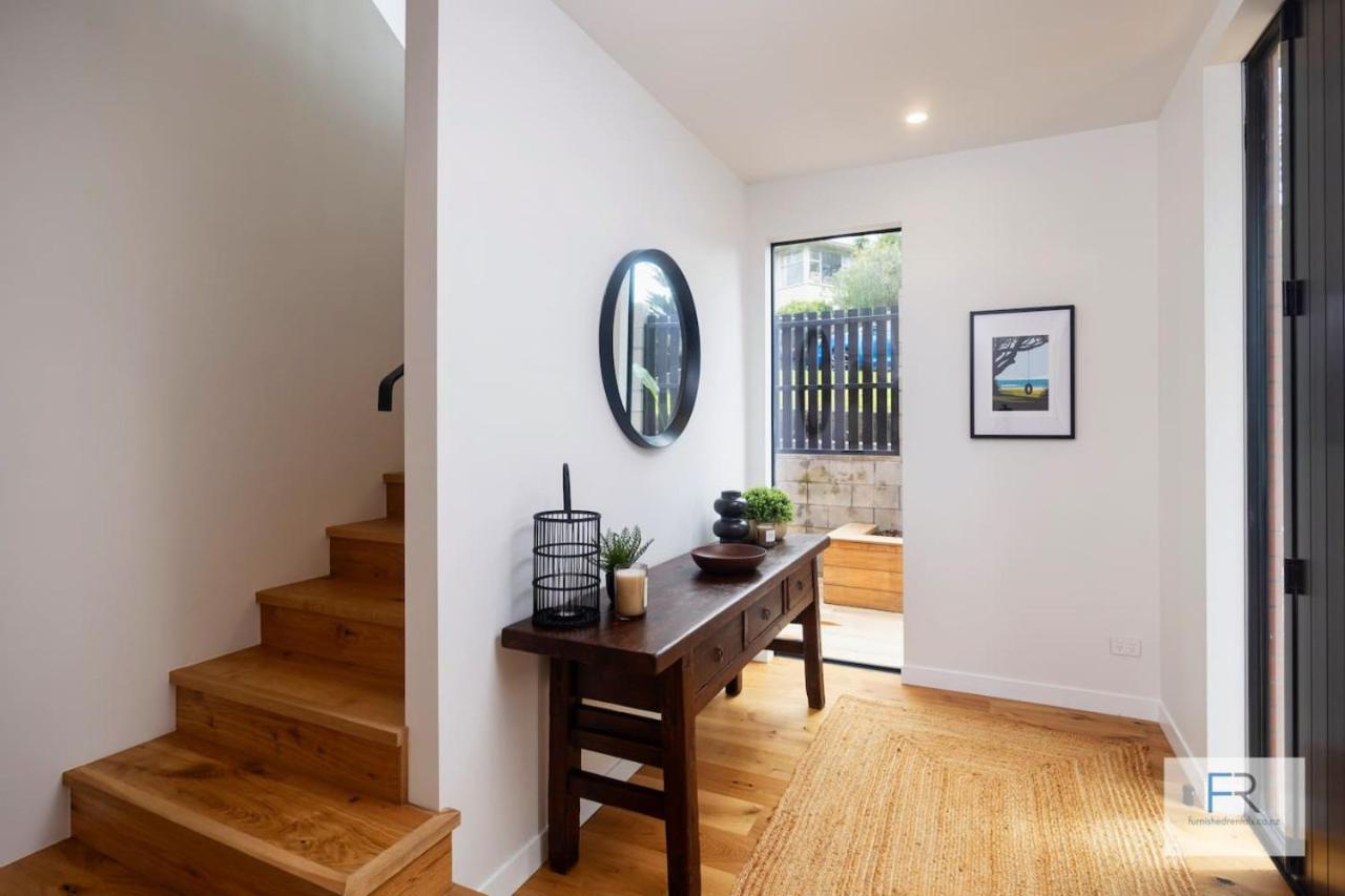 Sensational Seaview Home view 5