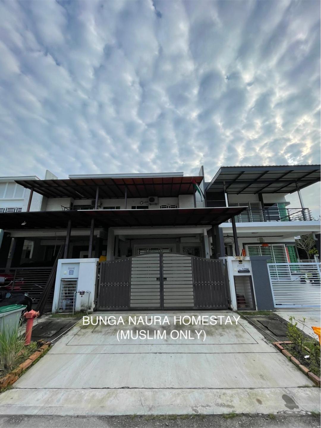 Bunga Naura Homestay