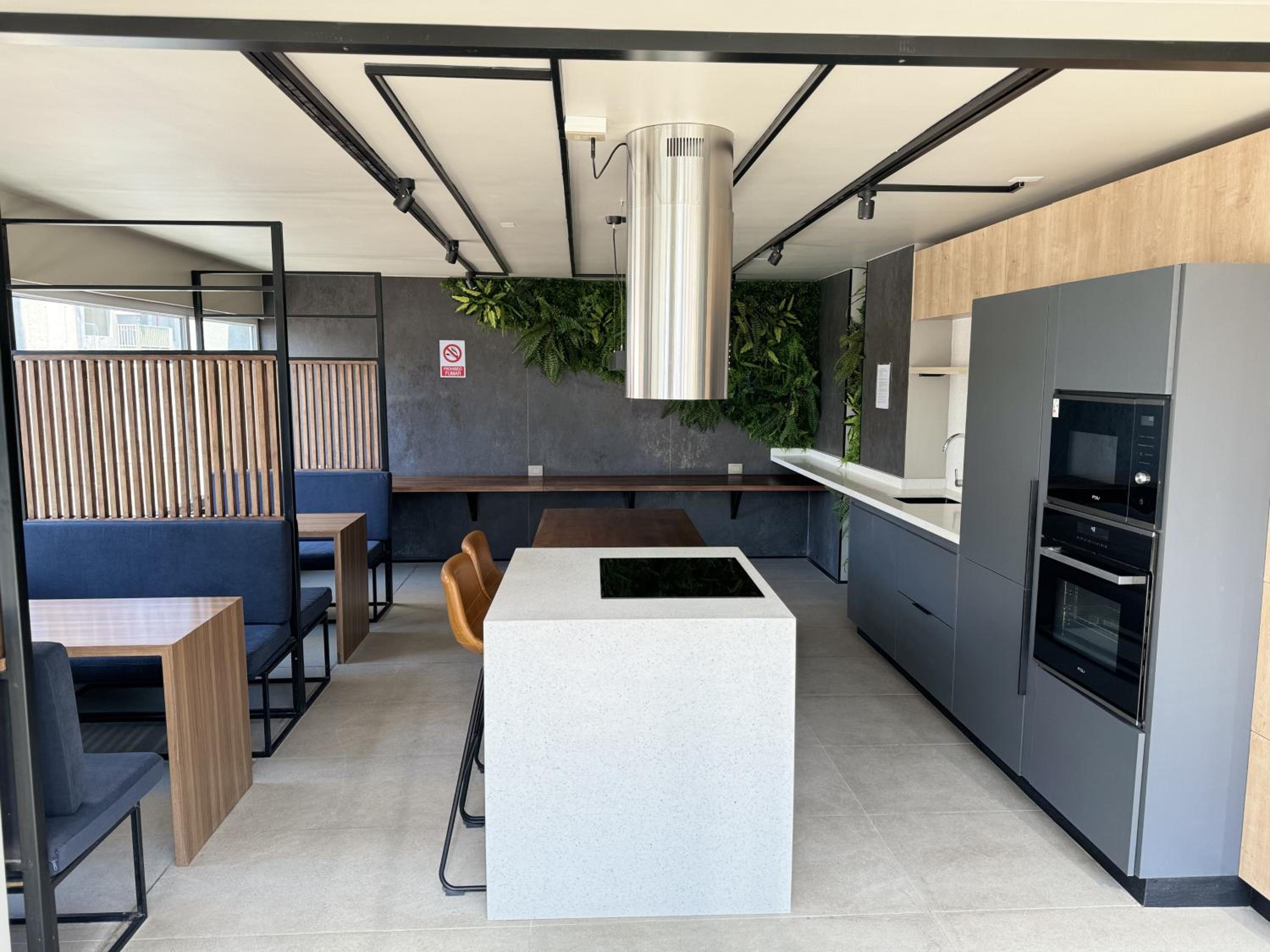 Residencia Boutique cerca de Lastarria - Ubicación Cultural Premium - Balcón Privado