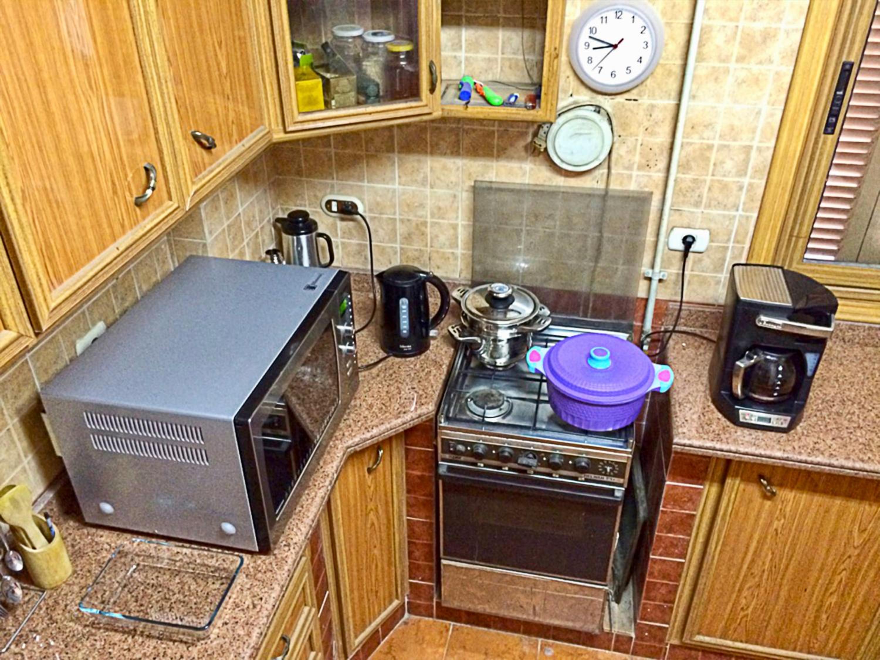 Men Only - Cozy Private Room with Shared Bathroom in Heliopolis AC 30Mbps WiFi 5G
